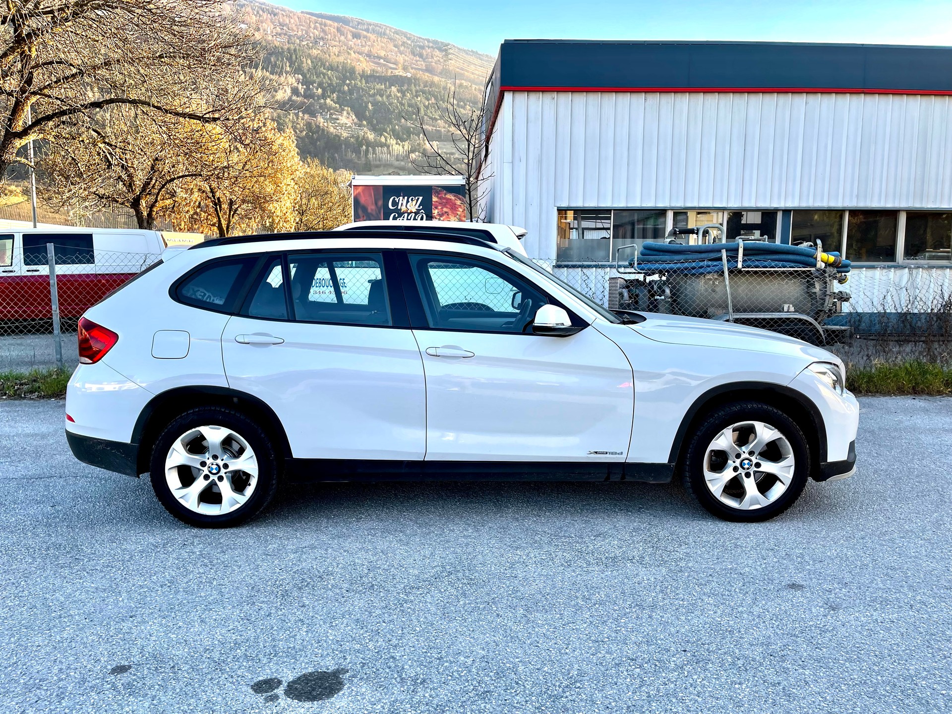 BMW X1 xDrive 18d Steptronic-image-23