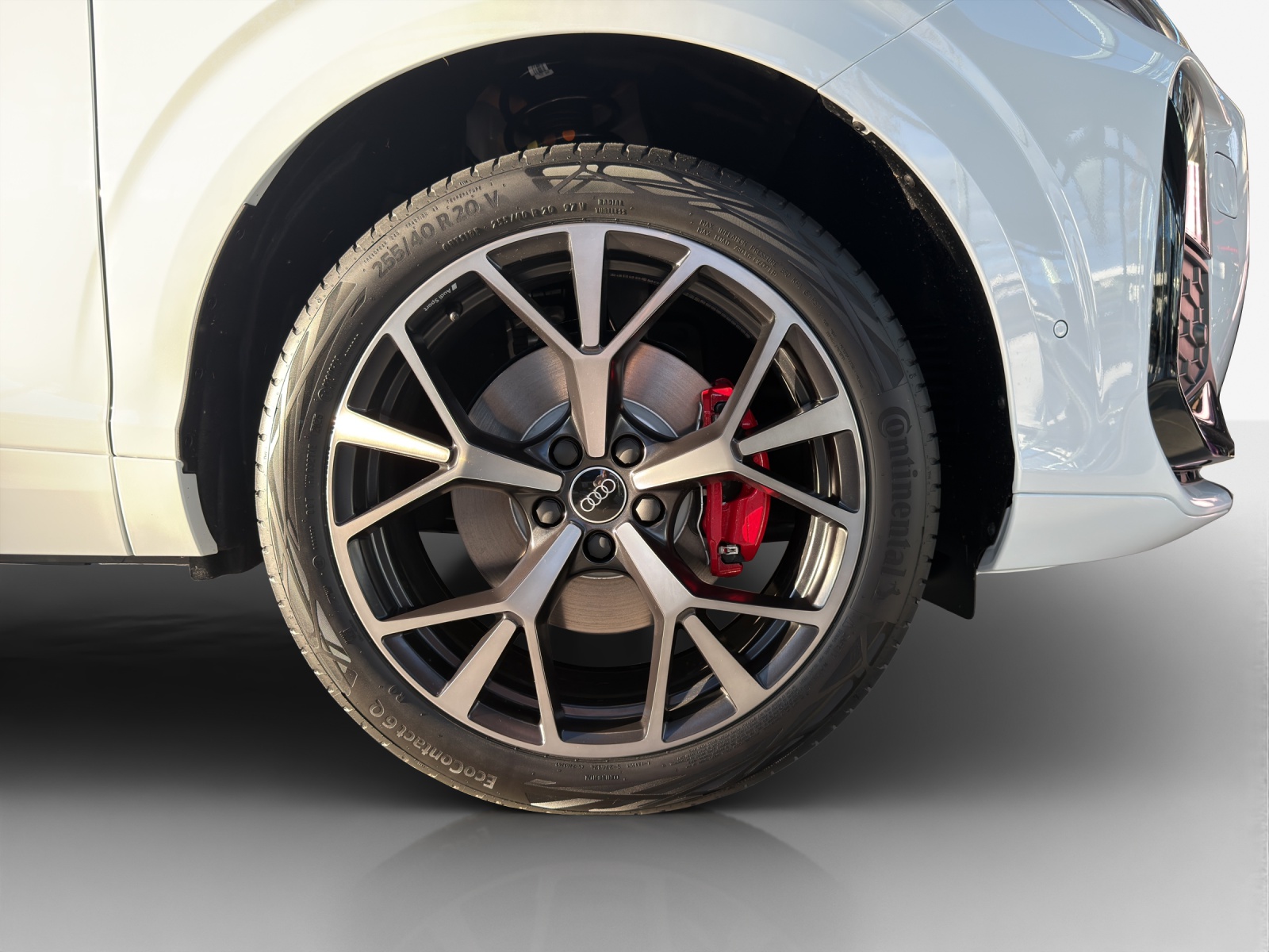 AUDI Q3 SUV TFSI quattro 195 kW S tronic-image-2