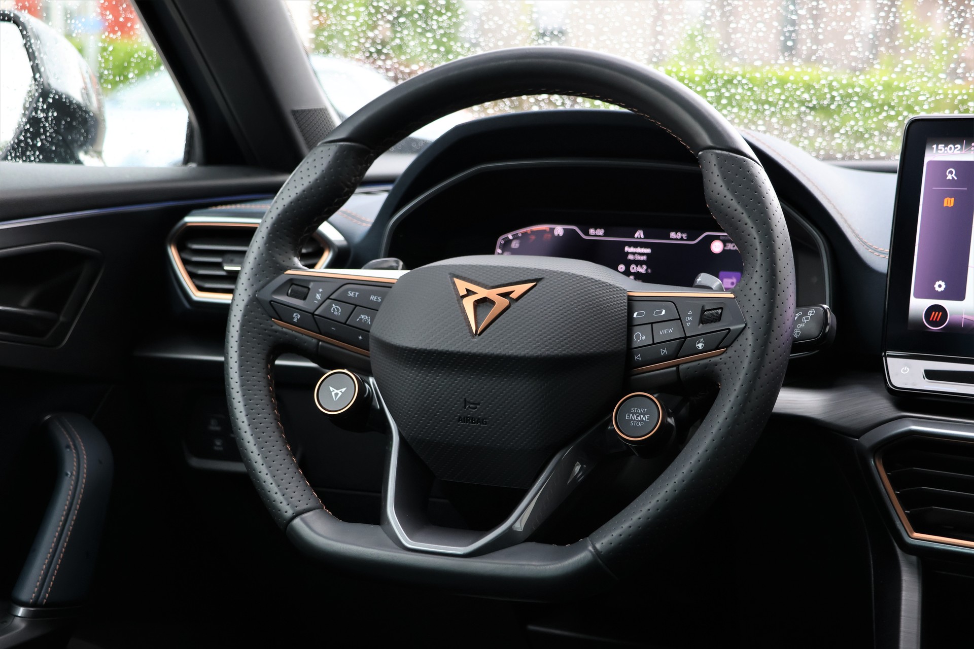 CUPRA Formentor 2.0TSI VZ 4Drive DSG (CH) "Mattepetrol Blue"-image-13