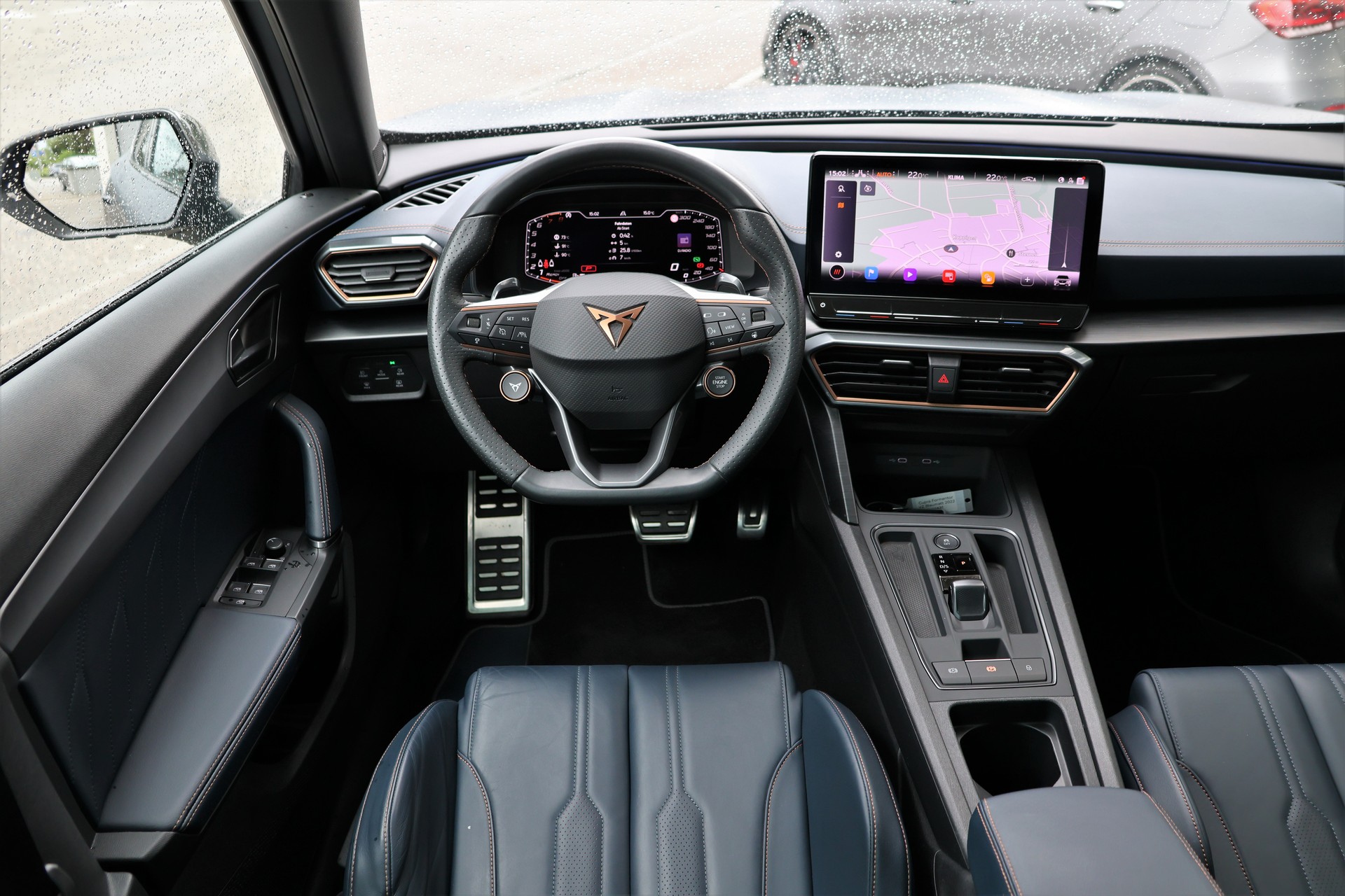 CUPRA Formentor 2.0TSI VZ 4Drive DSG (CH) "Mattepetrol Blue"-image-12