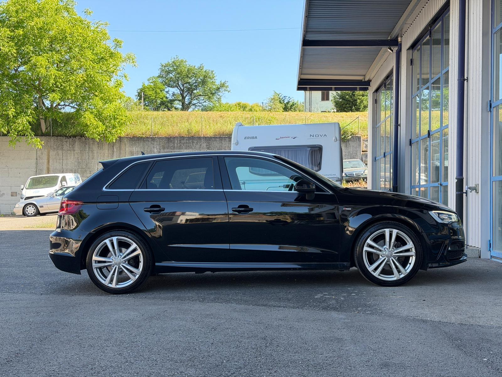 AUDI A3 Sportback 2.0 TDI Ambition S-tronic-image-5