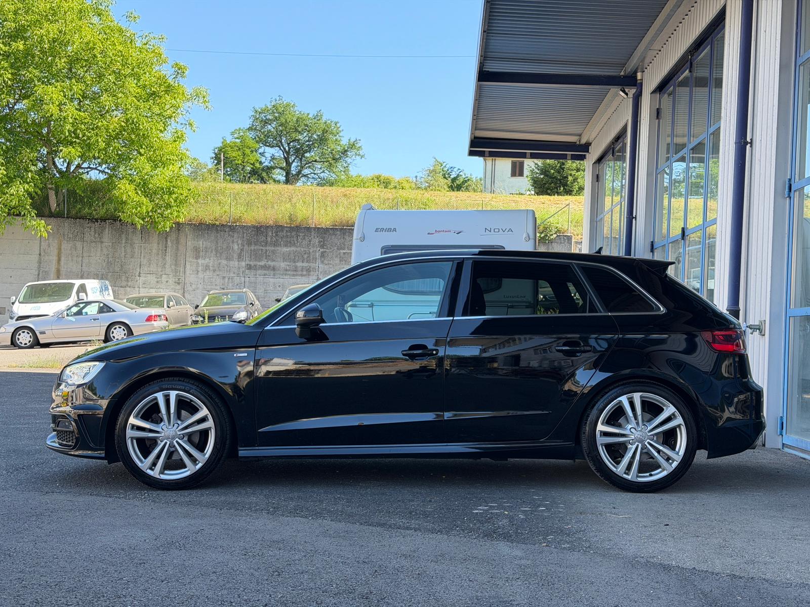 AUDI A3 Sportback 2.0 TDI Ambition S-tronic-image-9