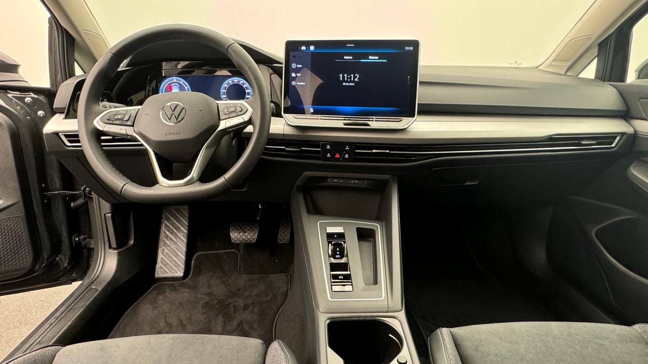 VW Golf 1.5 TSI PHEV Style-image-5