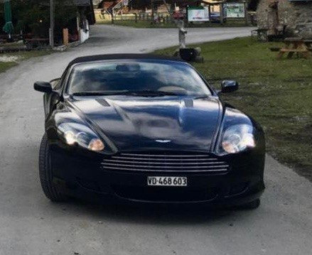 ASTON MARTIN 6.0 V12 Volante Touchtronic 2-image-3