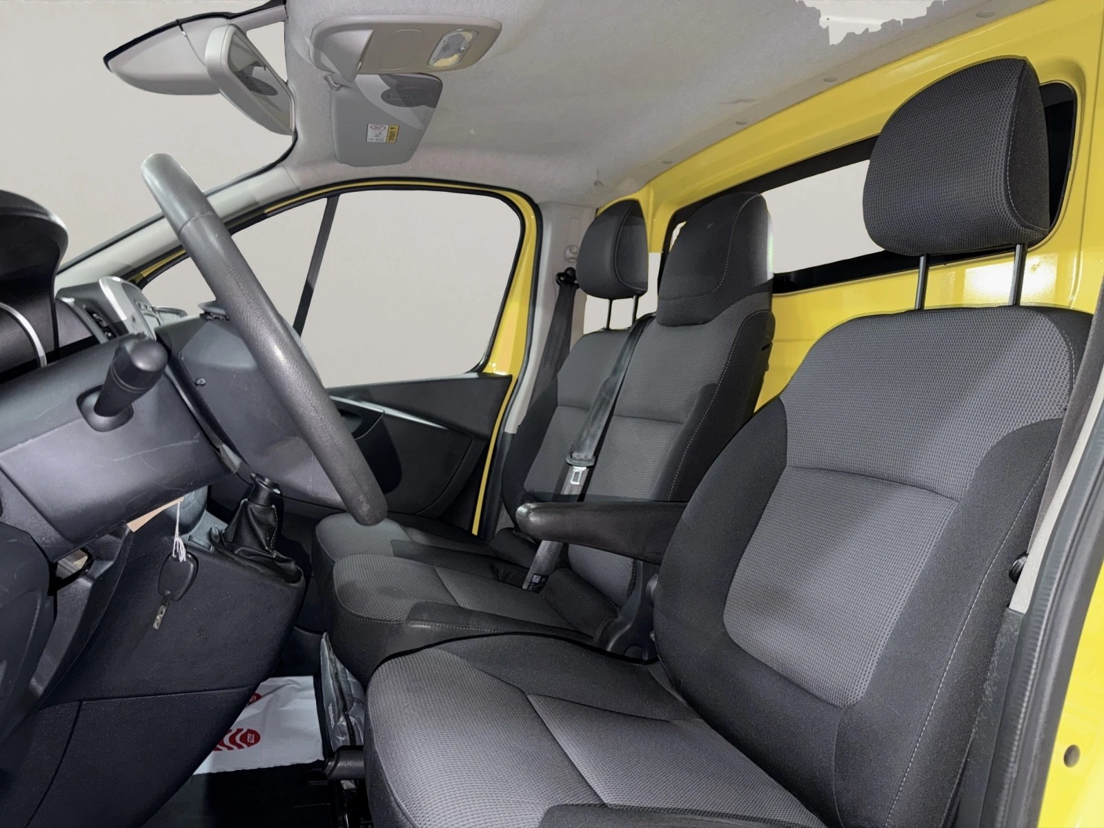 RENAULT Trafic 2.0 ENERGY dCi145 3.0t L2H1 Lang Version ( Mit AHK / Regale )-image-10