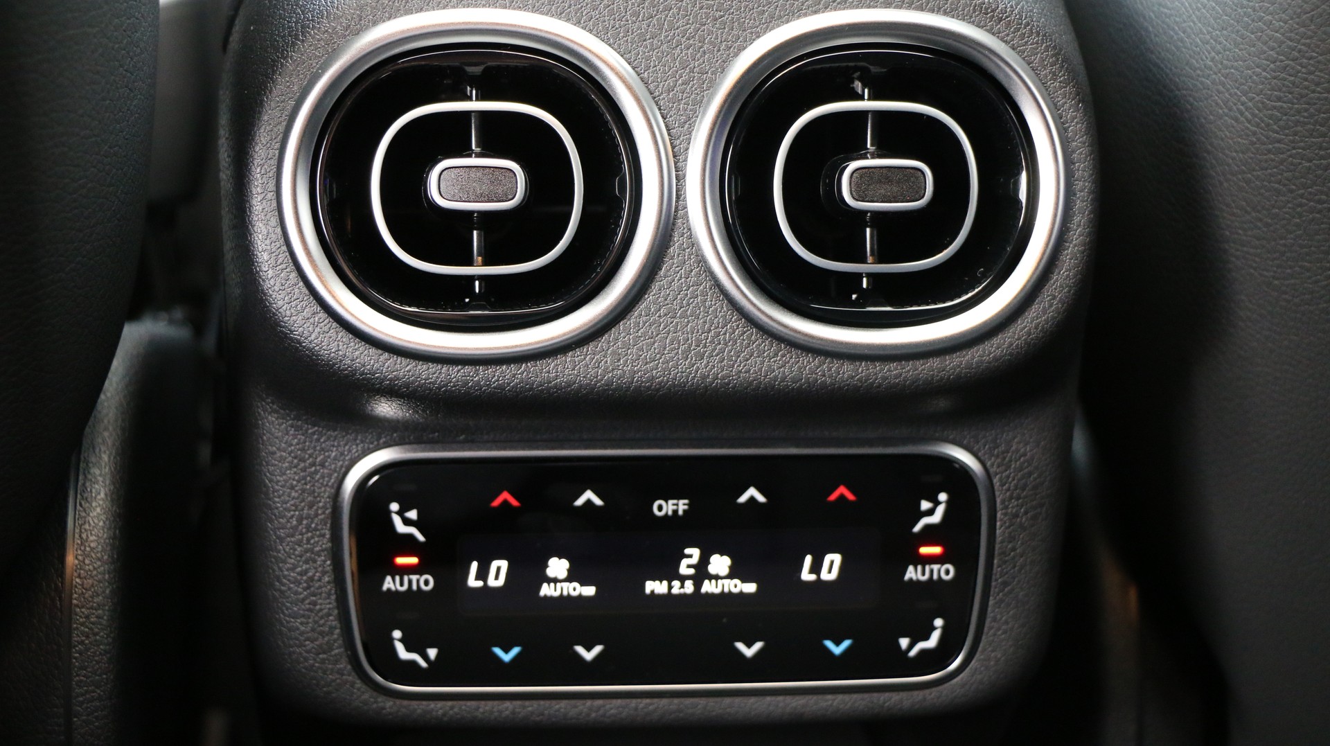 MERCEDES-BENZ GLC 300 de 4MATIC Coupé with EQ-Star Hybrid-image-6