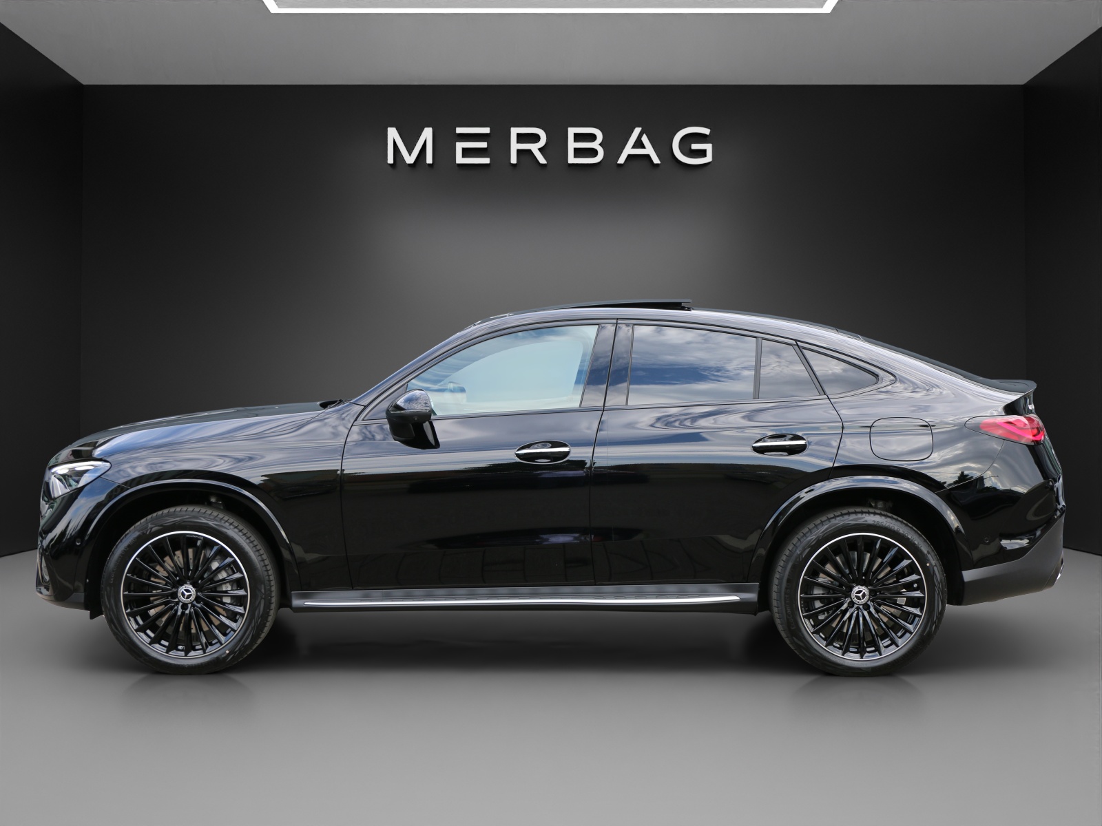 MERCEDES-BENZ GLC 300 de 4MATIC Coupé with EQ-Star Hybrid-image-1
