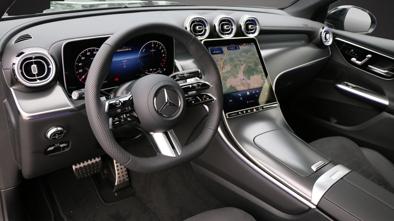 MERCEDES-BENZ GLC 300 de 4MATIC Coupé with EQ-Star Hybrid-image-9