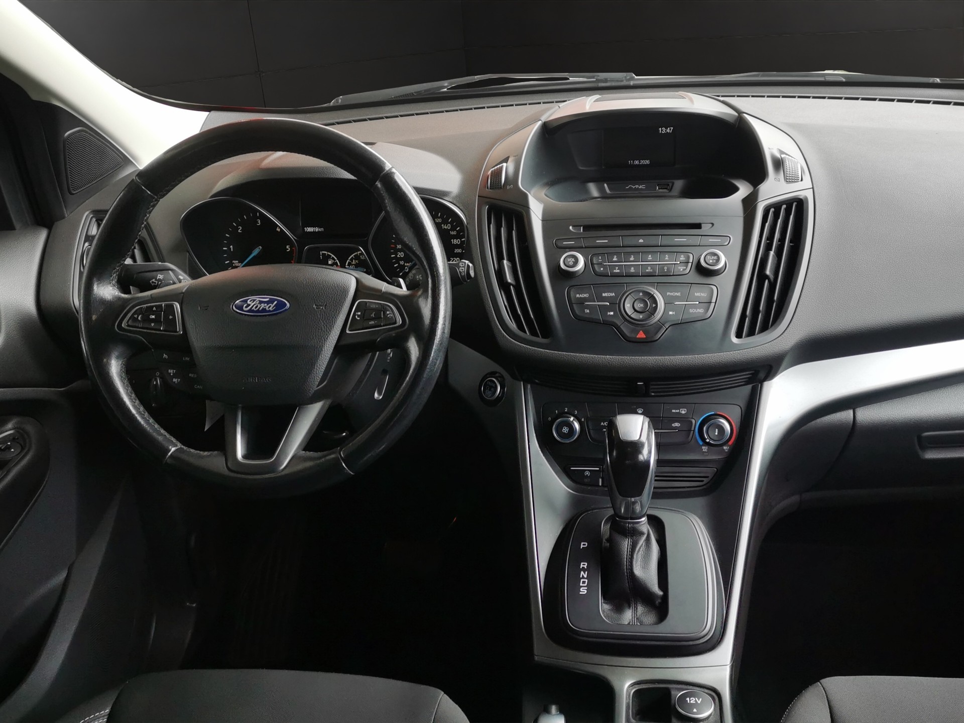 FORD Kuga 2.0 TDCi Trend 4WD PowerShift-image-16