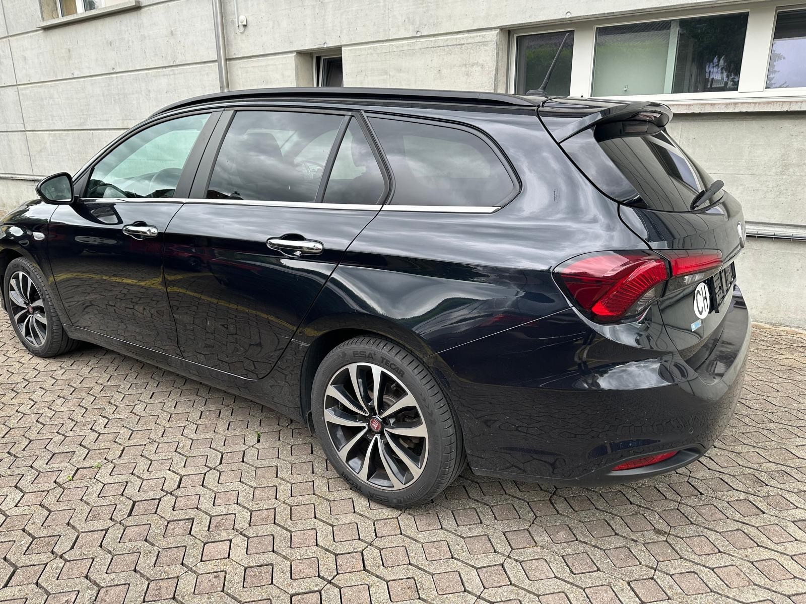 FIAT Tipo 1.4TJet Station Wagon Lounge-image-6