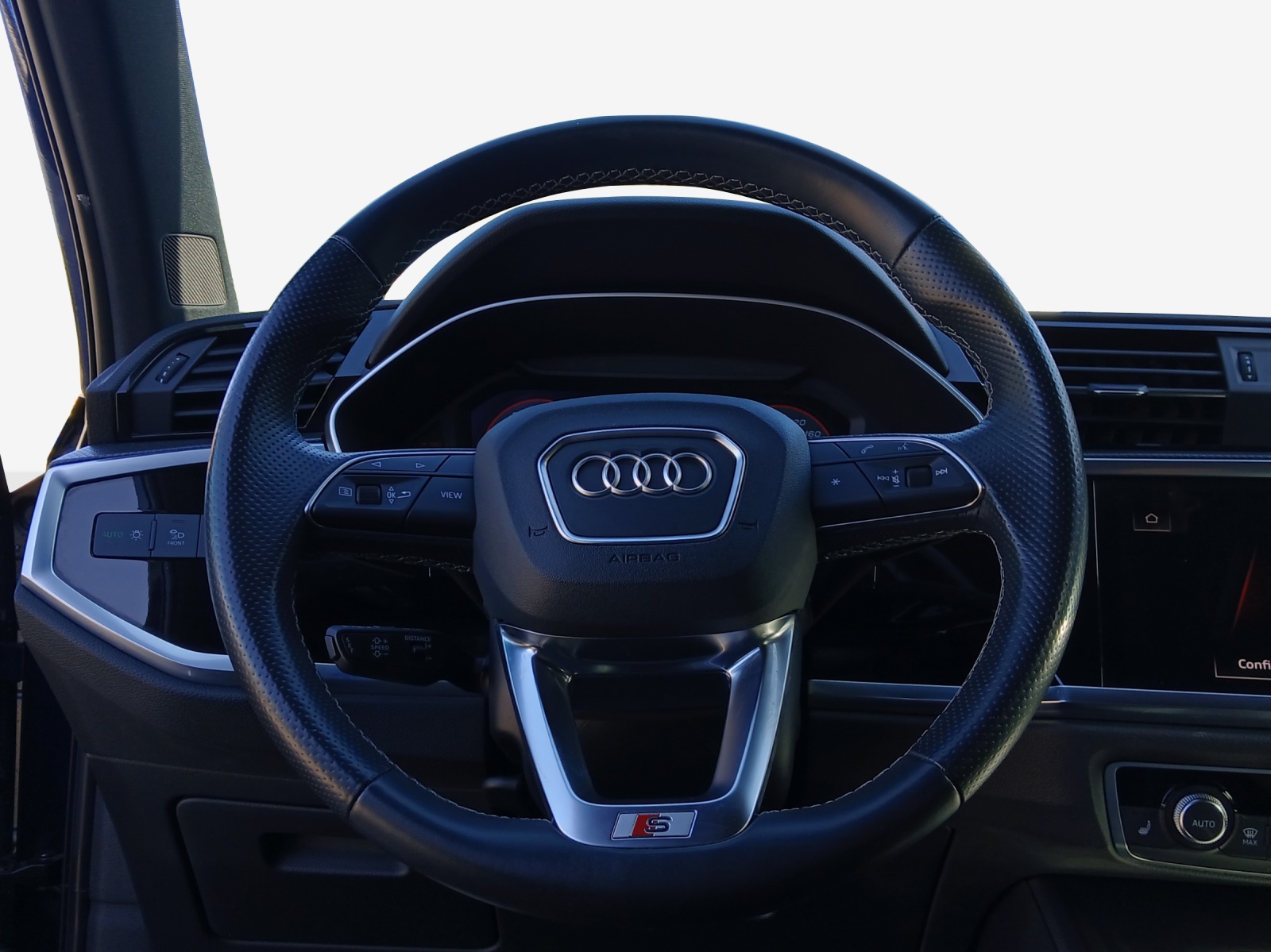 AUDI Q3 35 TFSI S line Attraction S-tronic-image-9
