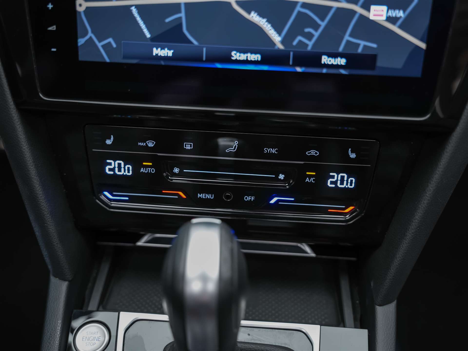 VW Arteon 2.0 TSI R 4Motion DSG *Head Up Display*Nappa Leder*Abstandsregler* Panorama*-image-23