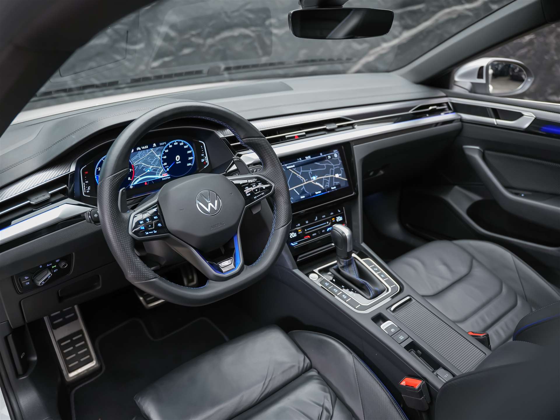 VW Arteon 2.0 TSI R 4Motion DSG *Head Up Display*Nappa Leder*Abstandsregler* Panorama*-image-7