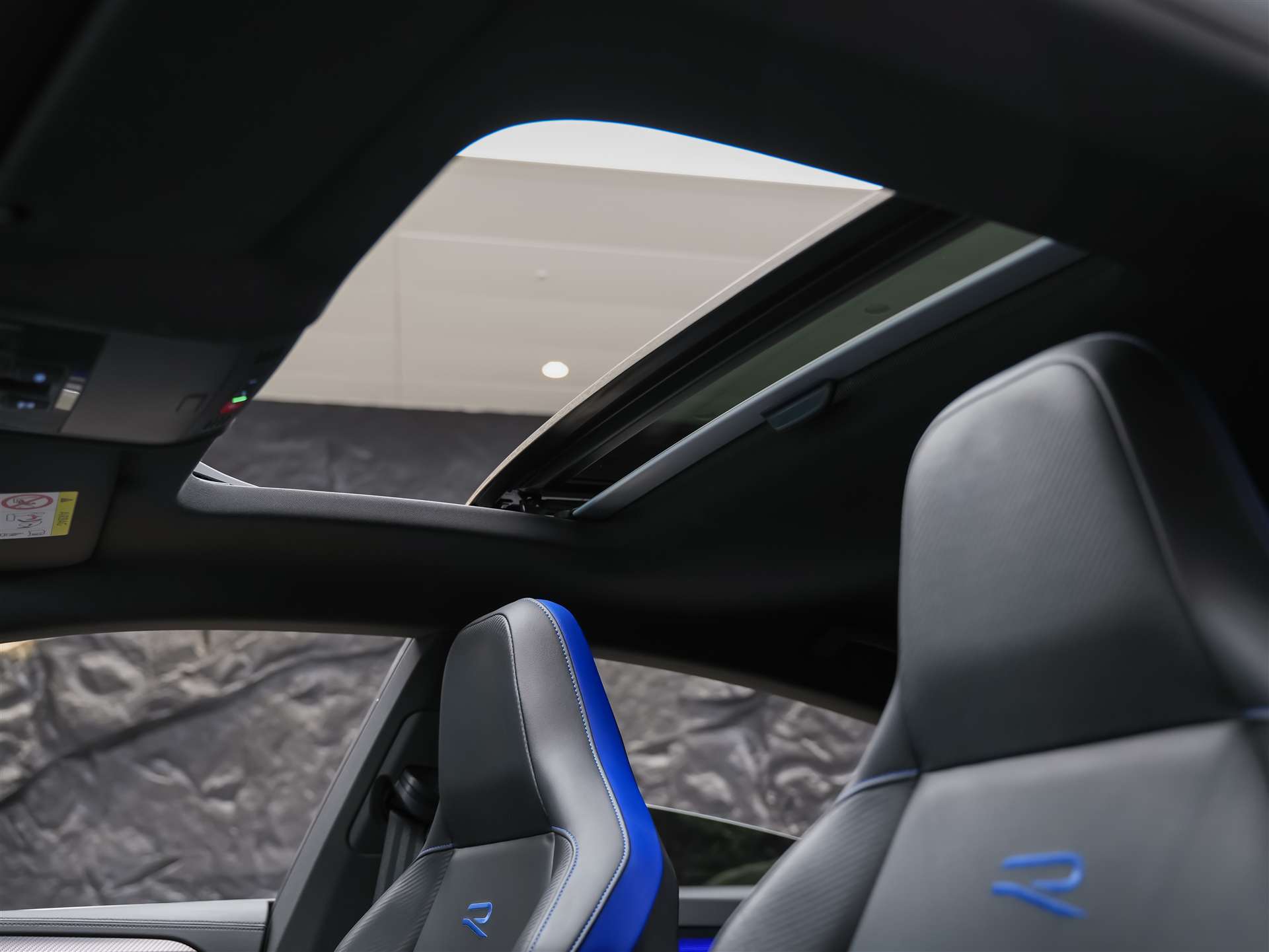 VW Arteon 2.0 TSI R 4Motion DSG *Head Up Display*Nappa Leder*Abstandsregler* Panorama*-image-12