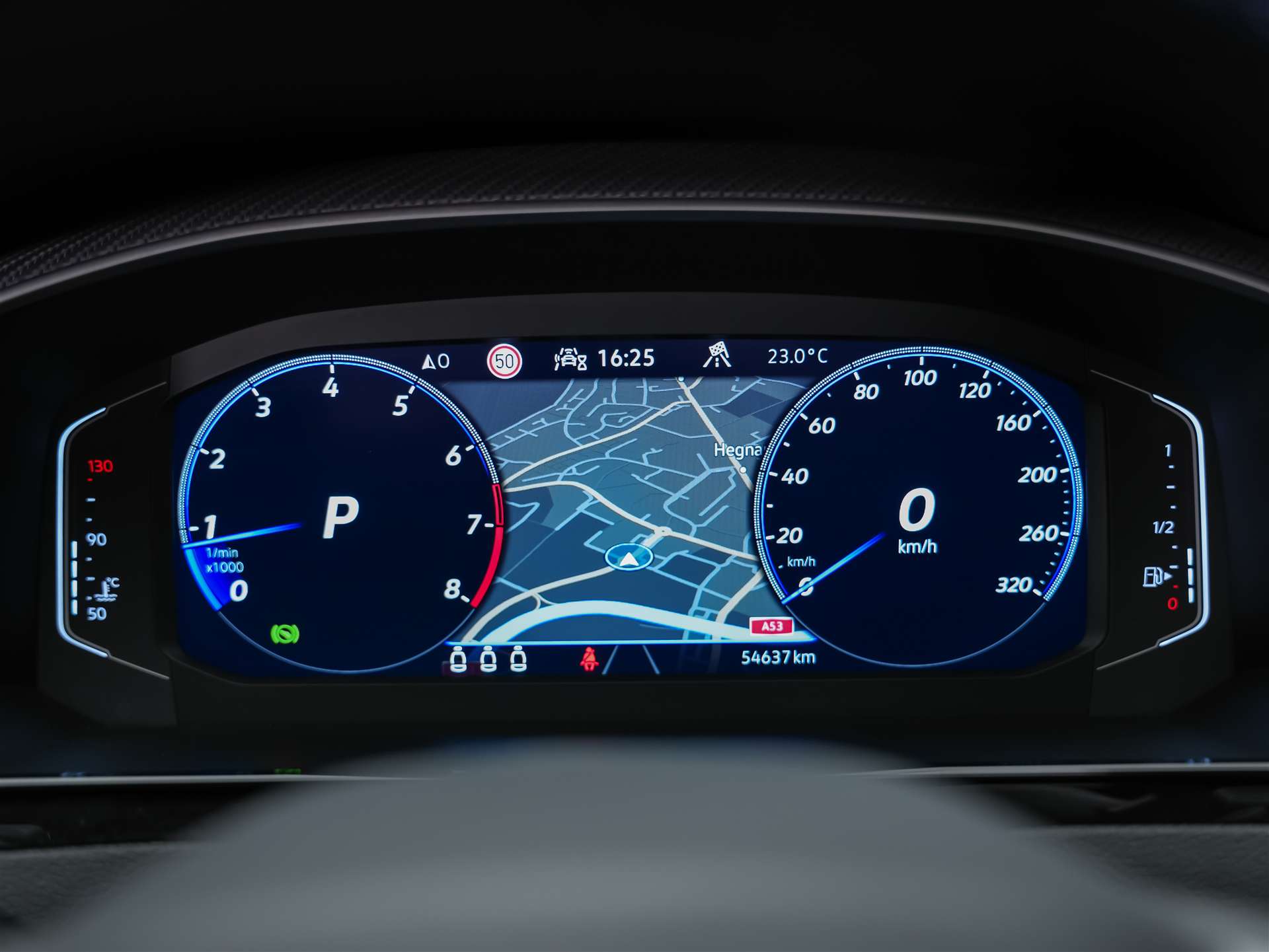 VW Arteon 2.0 TSI R 4Motion DSG *Head Up Display*Nappa Leder*Abstandsregler* Panorama*-image-31