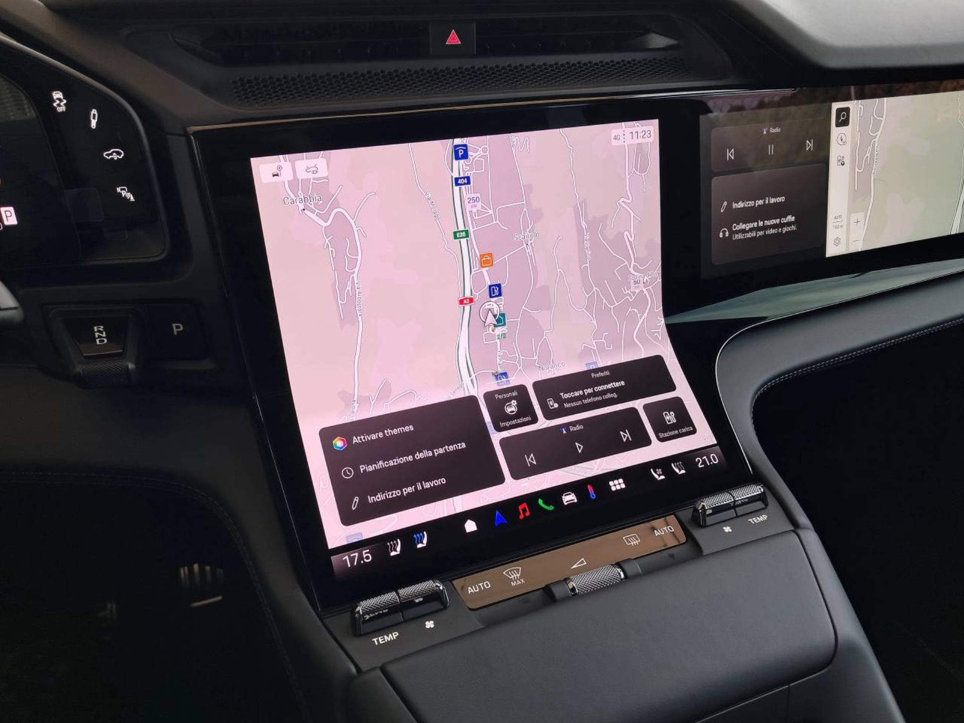 PORSCHE Cayenne Electric-image-22