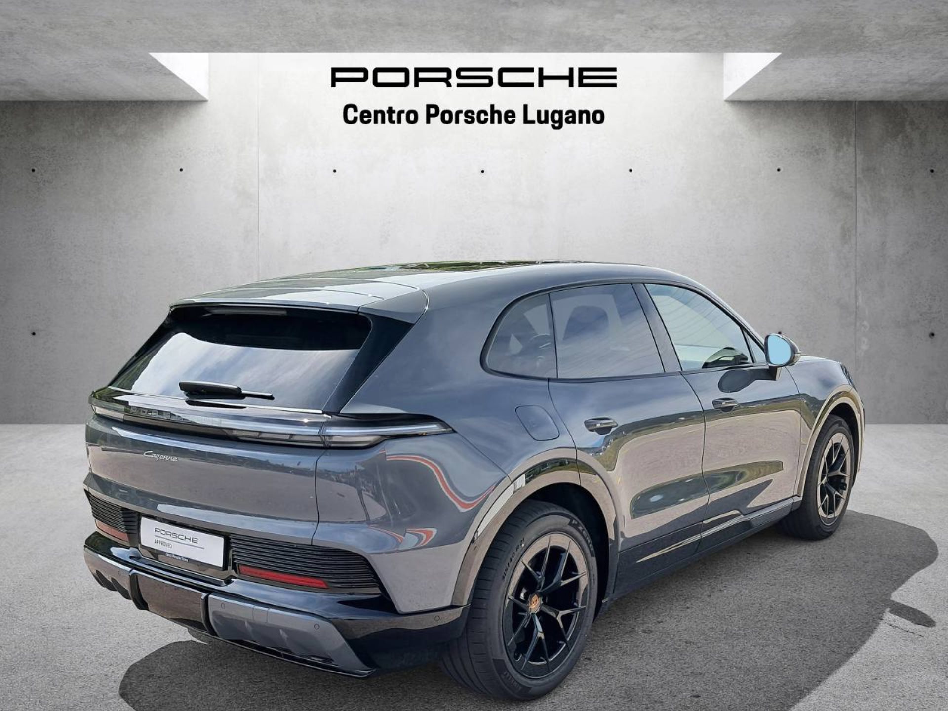 PORSCHE Cayenne Electric-image-7