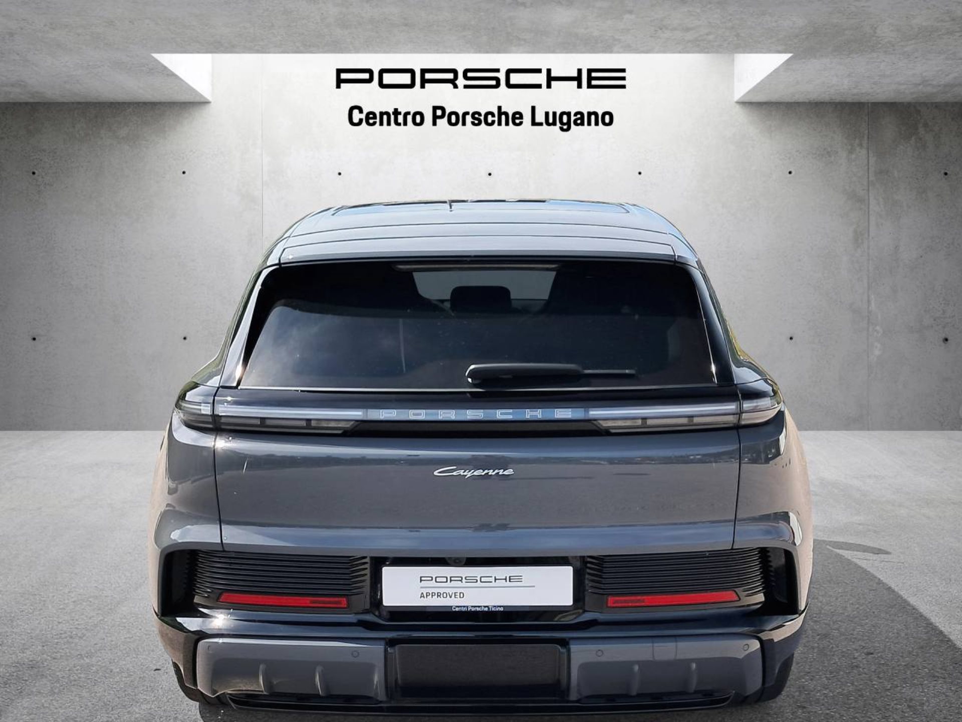 PORSCHE Cayenne Electric-image-10