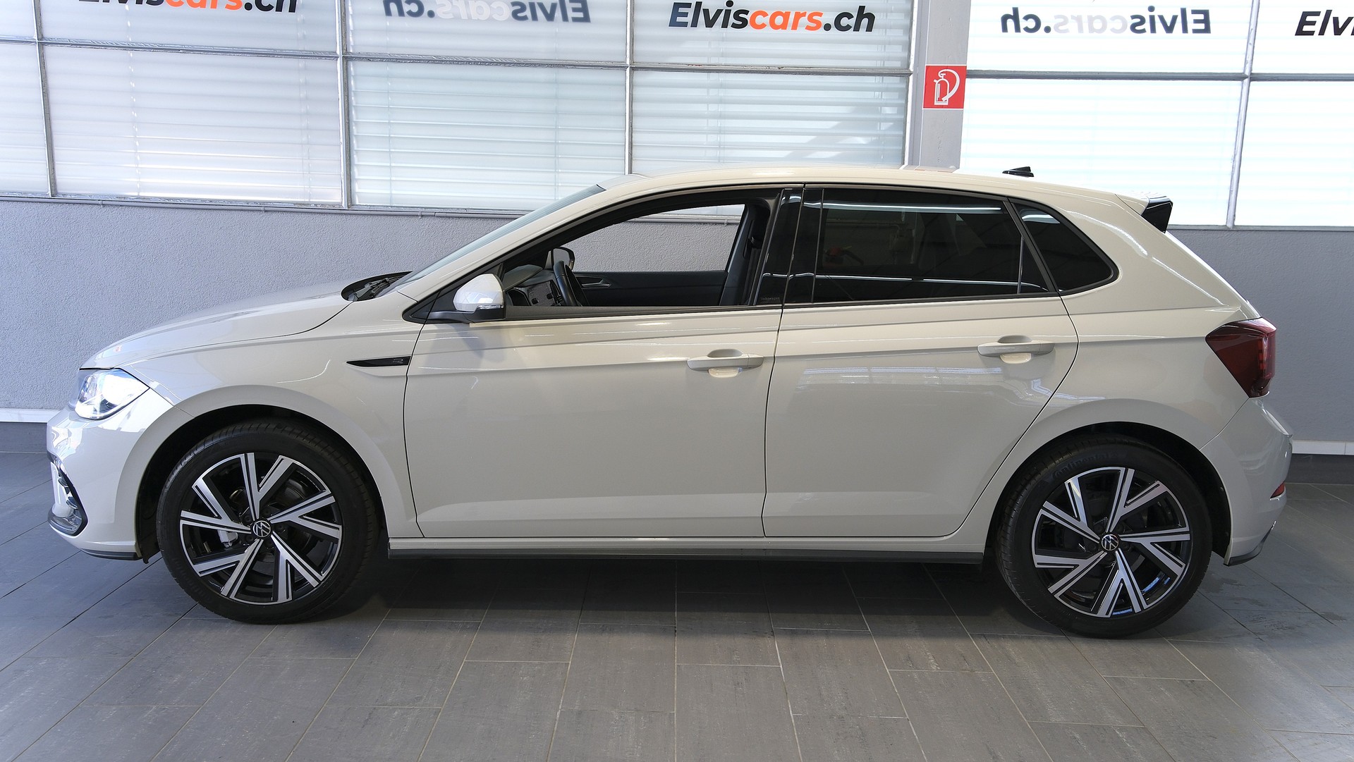 VW Polo 1.0 TSI R-Line-image-8