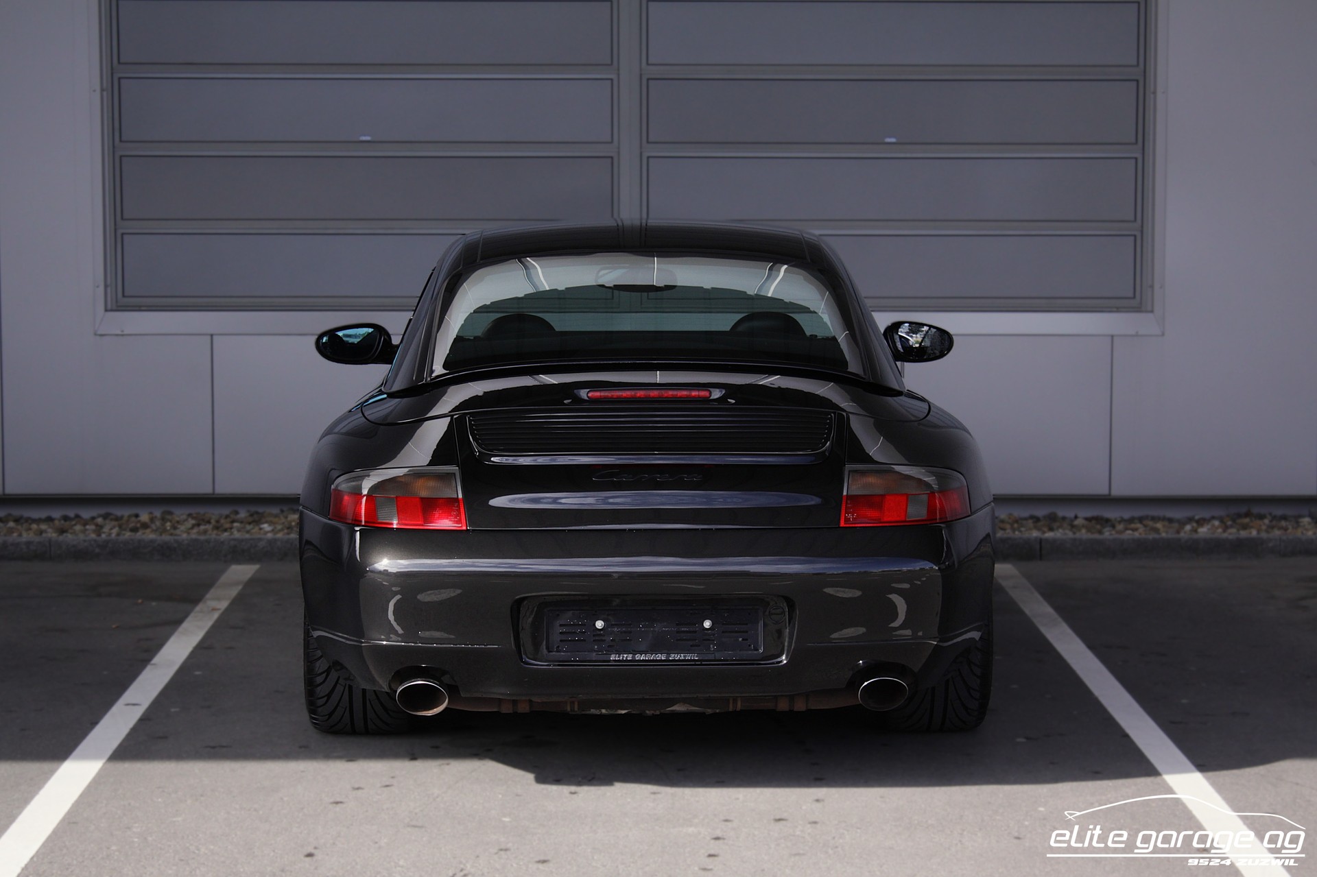 PORSCHE 911 Carrera Cabrio-image-3