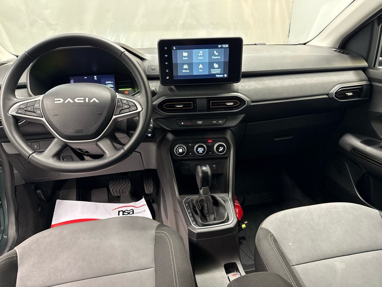 DACIA Jogger HEV 140 Extreme+-image-4