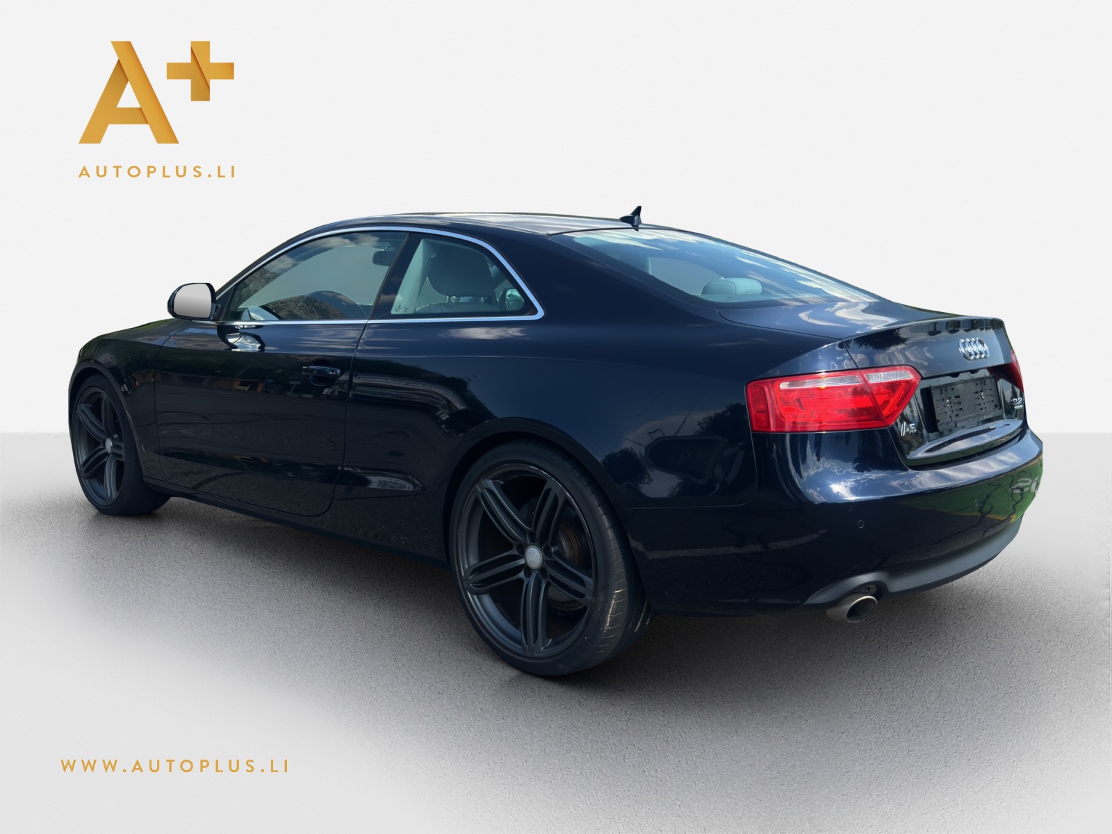 AUDI A5 Coupé 3.2 FSI quattro-image-3
