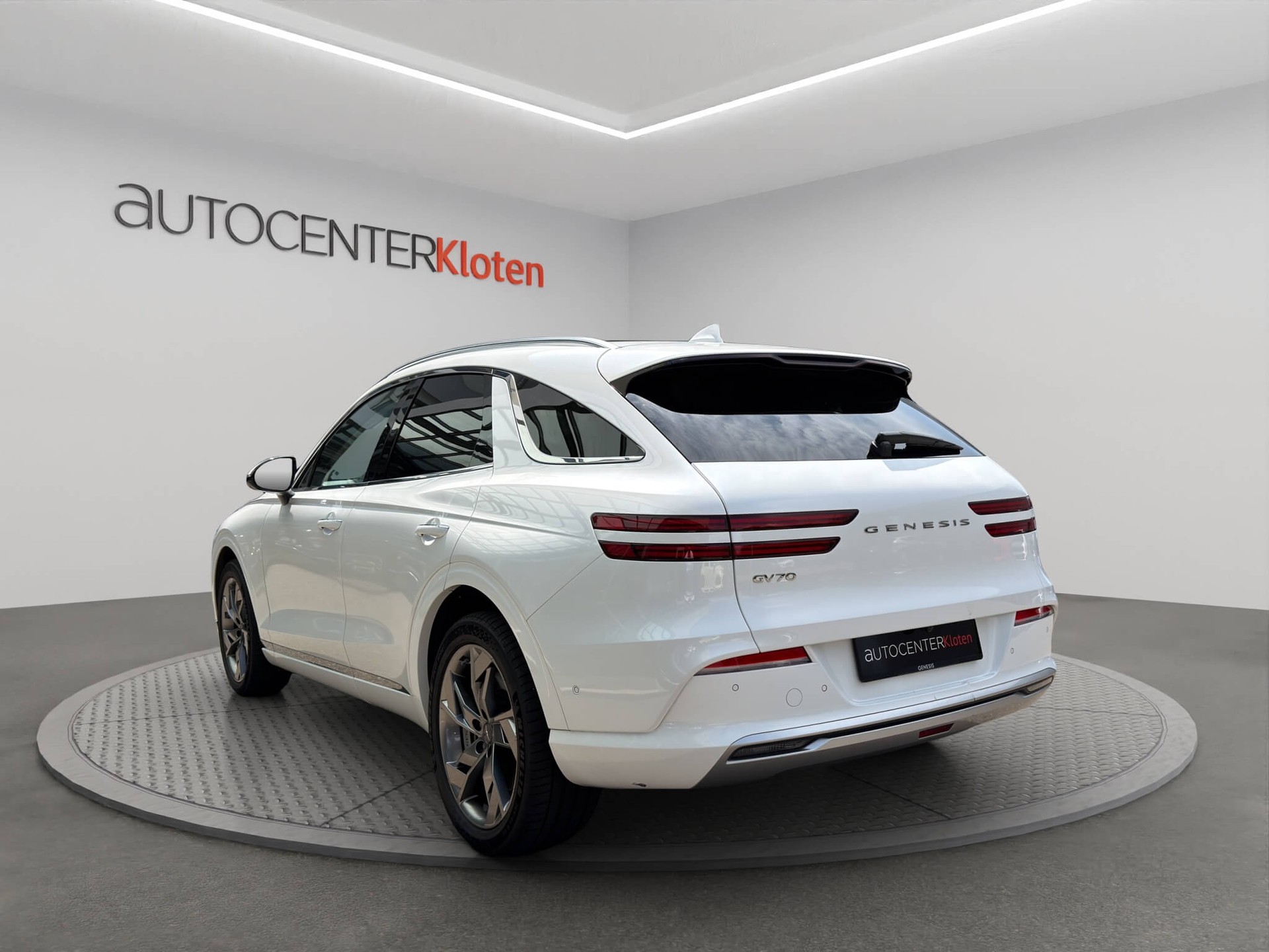 GENESIS GV70 Dual Motor Sport AWD-image-3