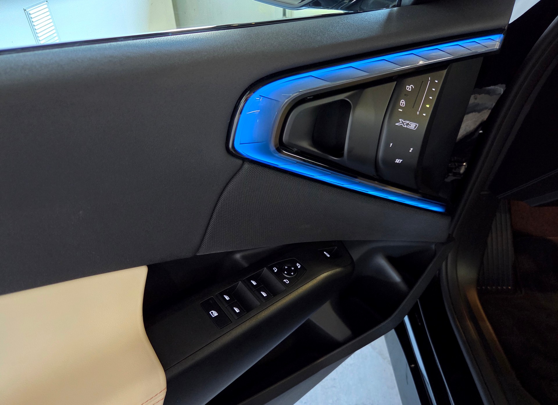BMW X3 40d xDrive-image-15
