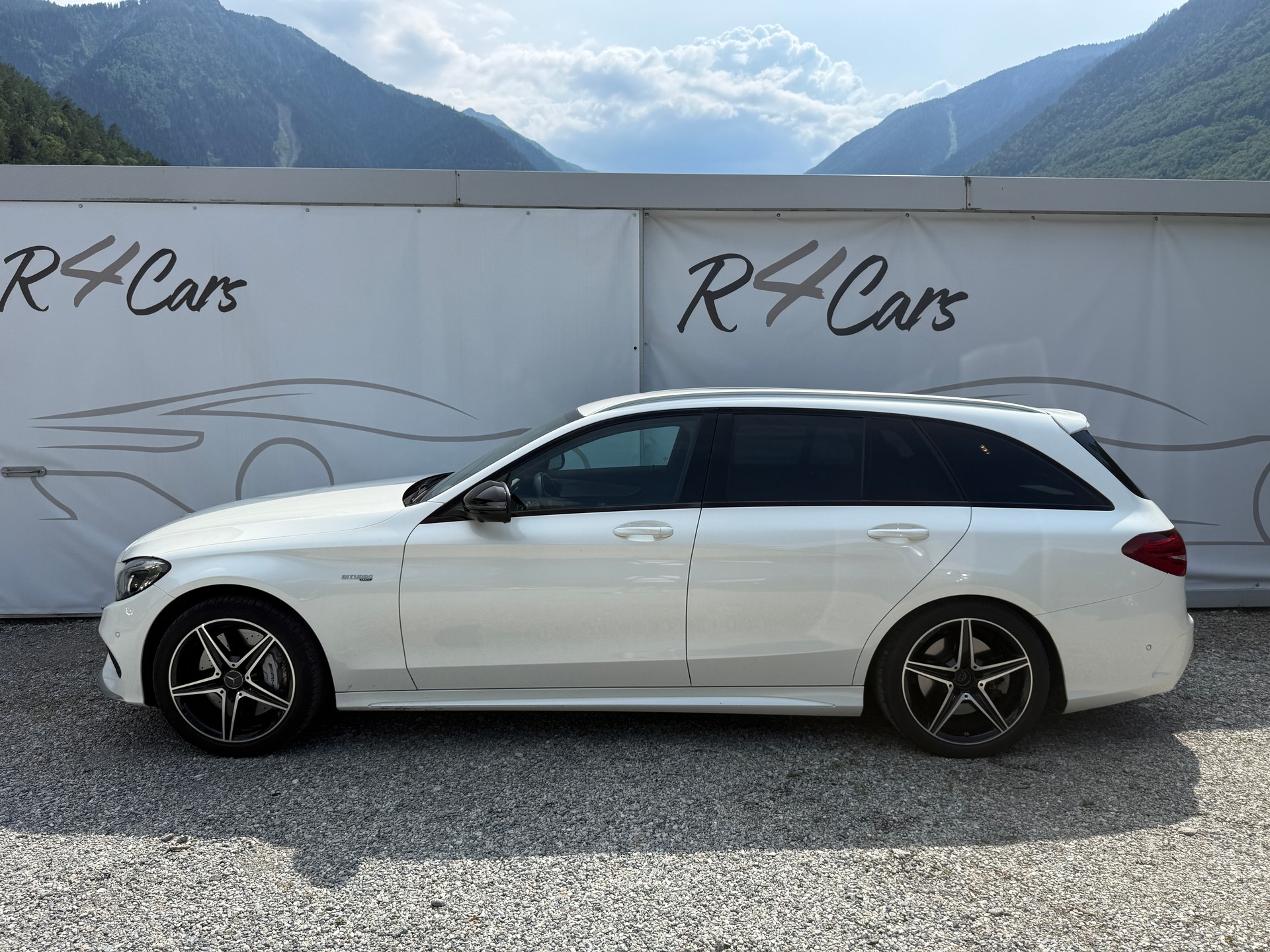 MERCEDES-BENZ C 43 AMG 4Matic 9G-Tronic-image-2