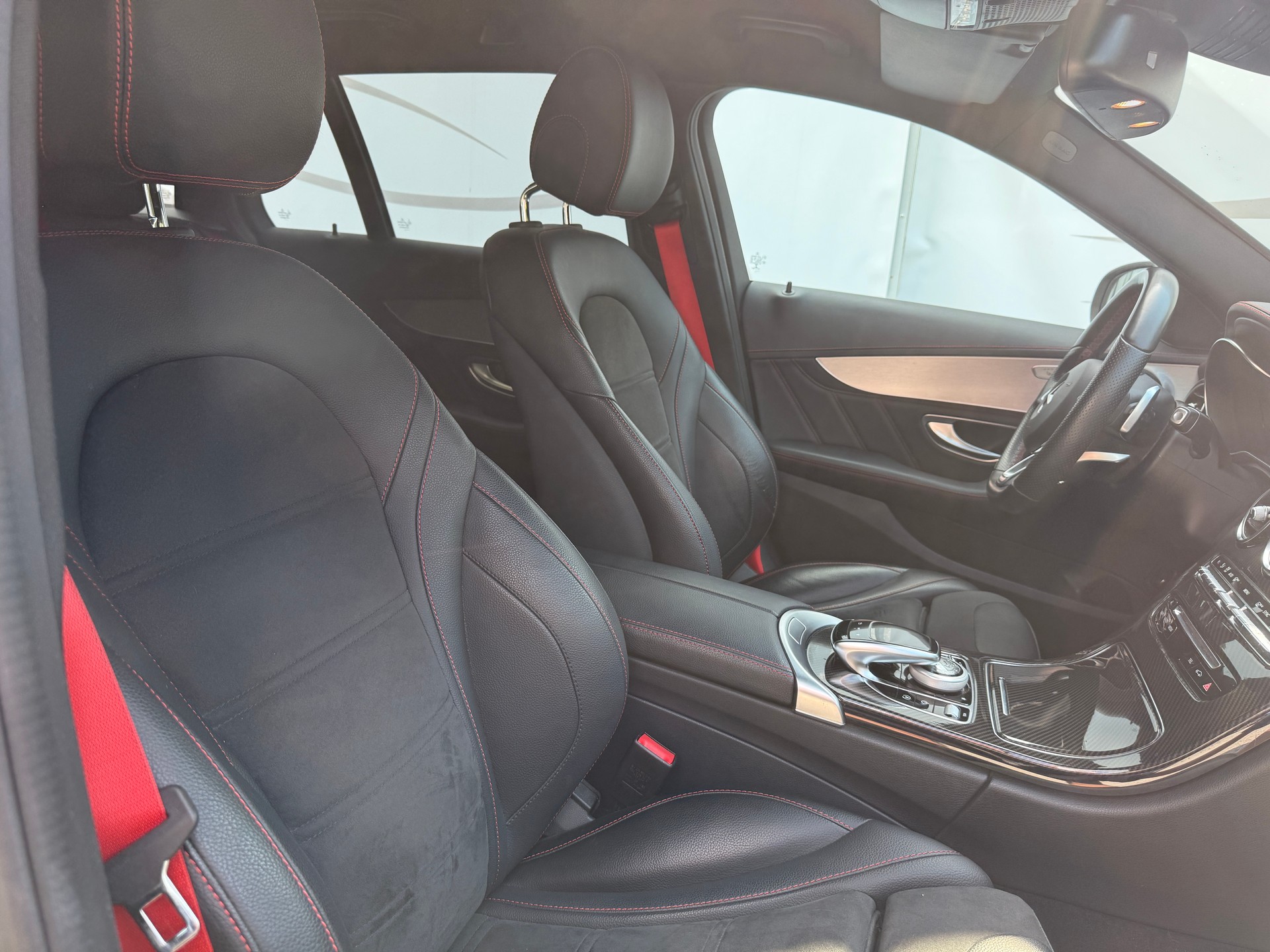 MERCEDES-BENZ C 43 AMG 4Matic 9G-Tronic-image-13