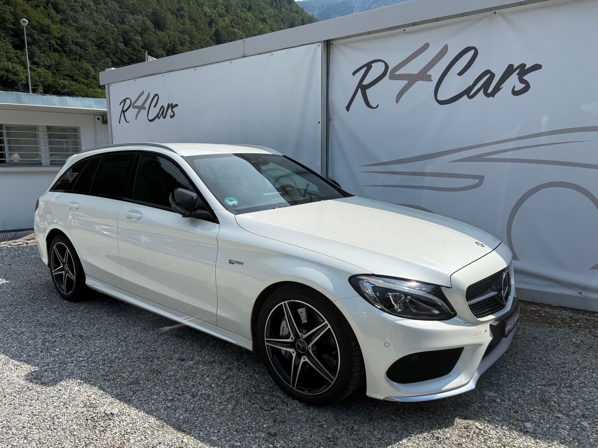 MERCEDES-BENZ C 43 AMG 4Matic 9G-Tronic-image-10