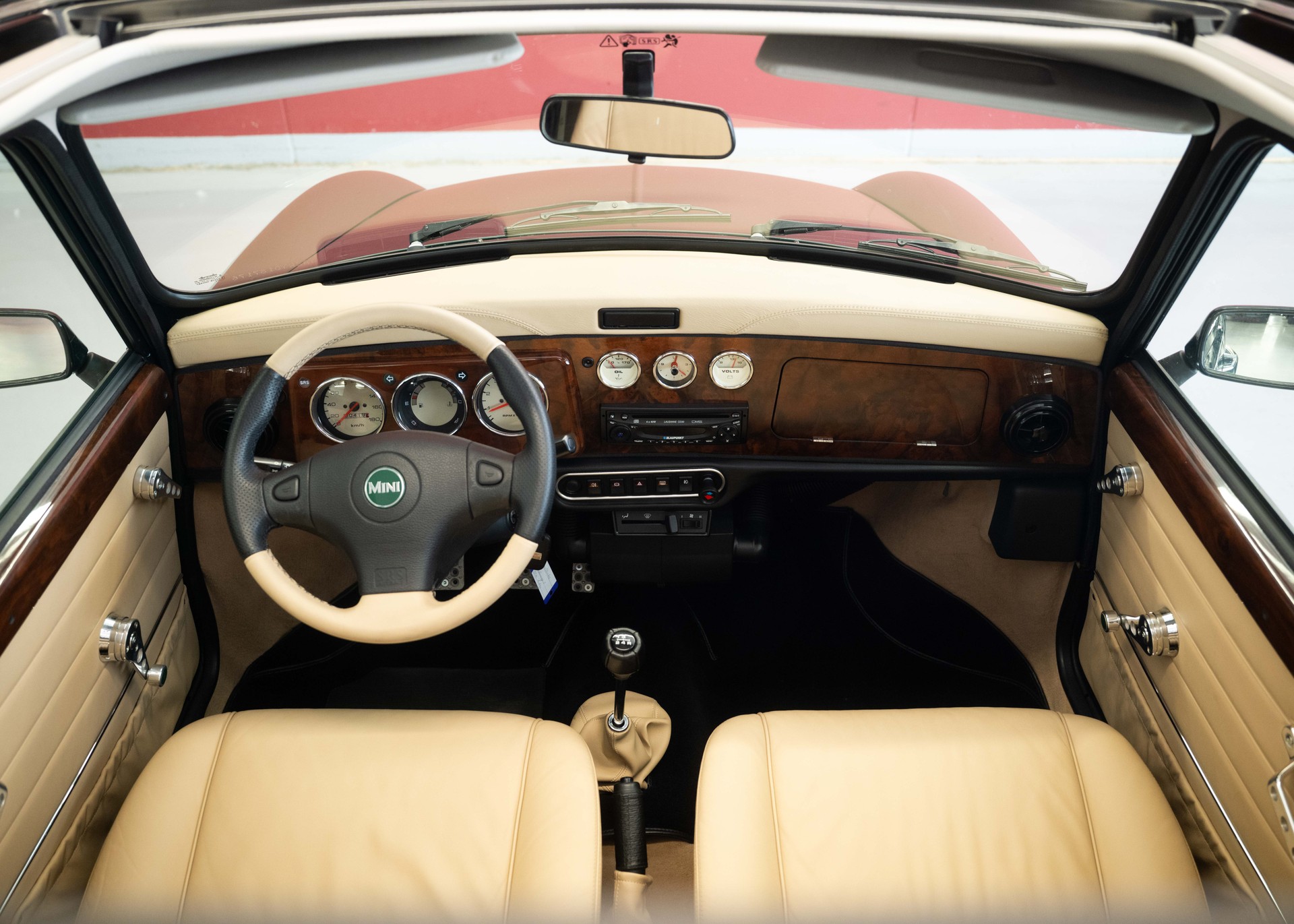 MINI 1.3i Knightsbridge (1st hand Swiss car, as new, certified very low mileage, sunroof, collector item)-image-15