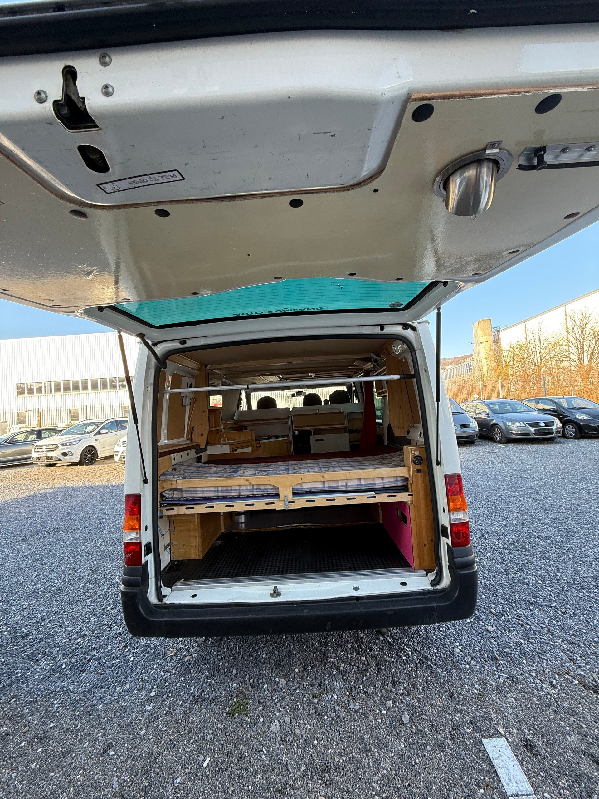 FORD Wohnwagen 300s-image-14