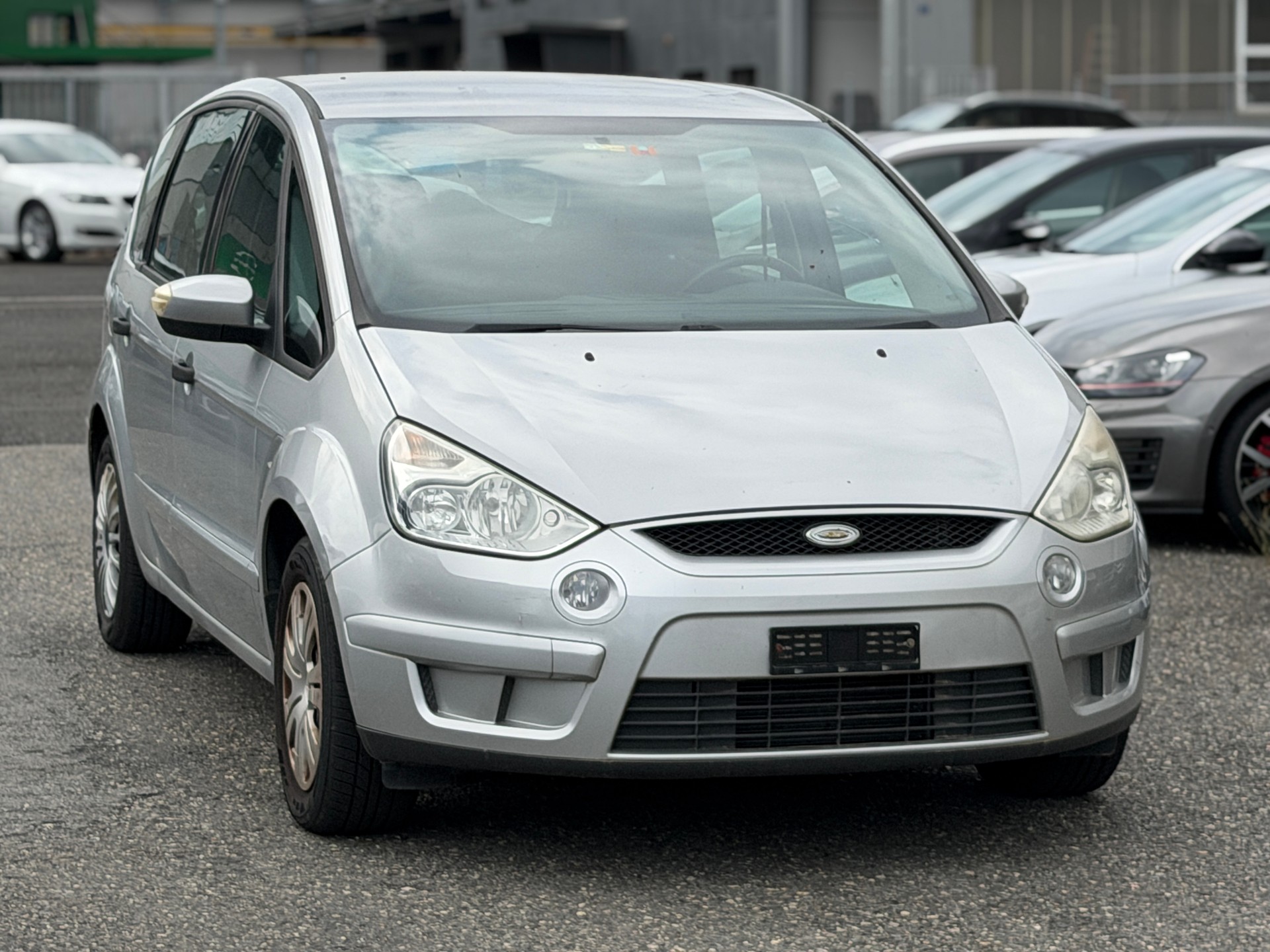 FORD S-Max 2.0i Ambiente-image-1
