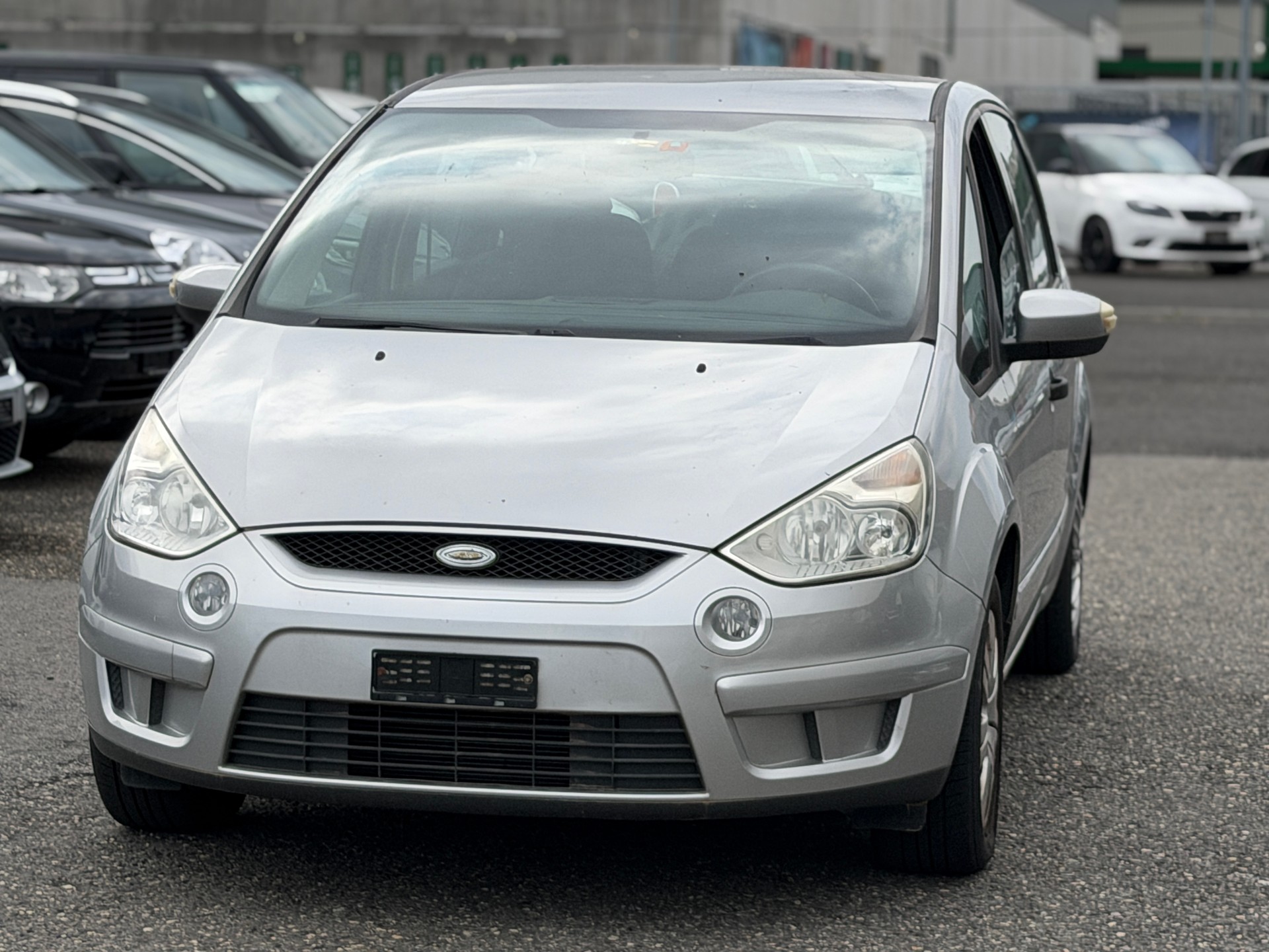 FORD S-Max 2.0i Ambiente-image-2