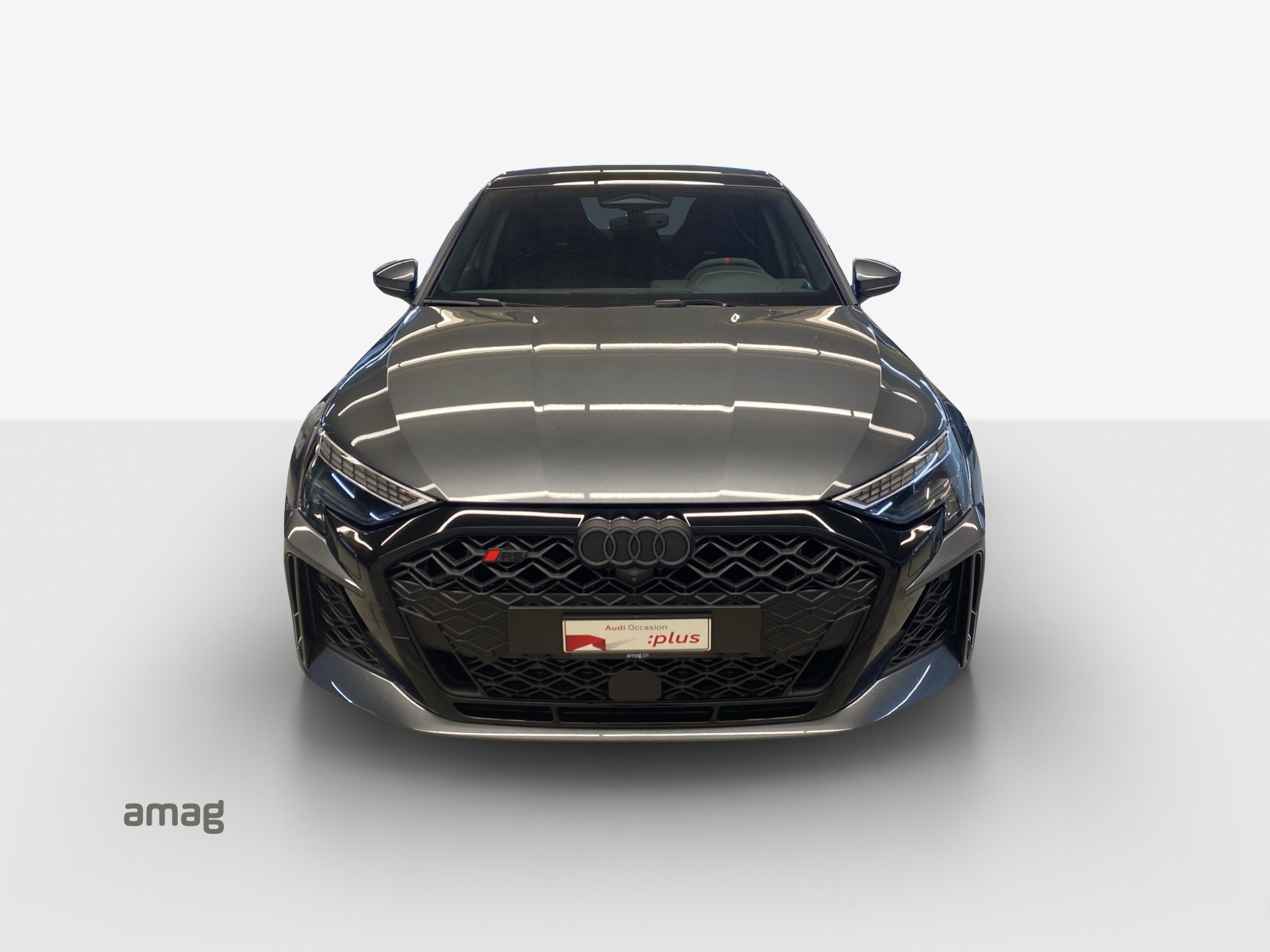 AUDI RS3 Limousine 2.5 TSI quattro S-tronic-image-6