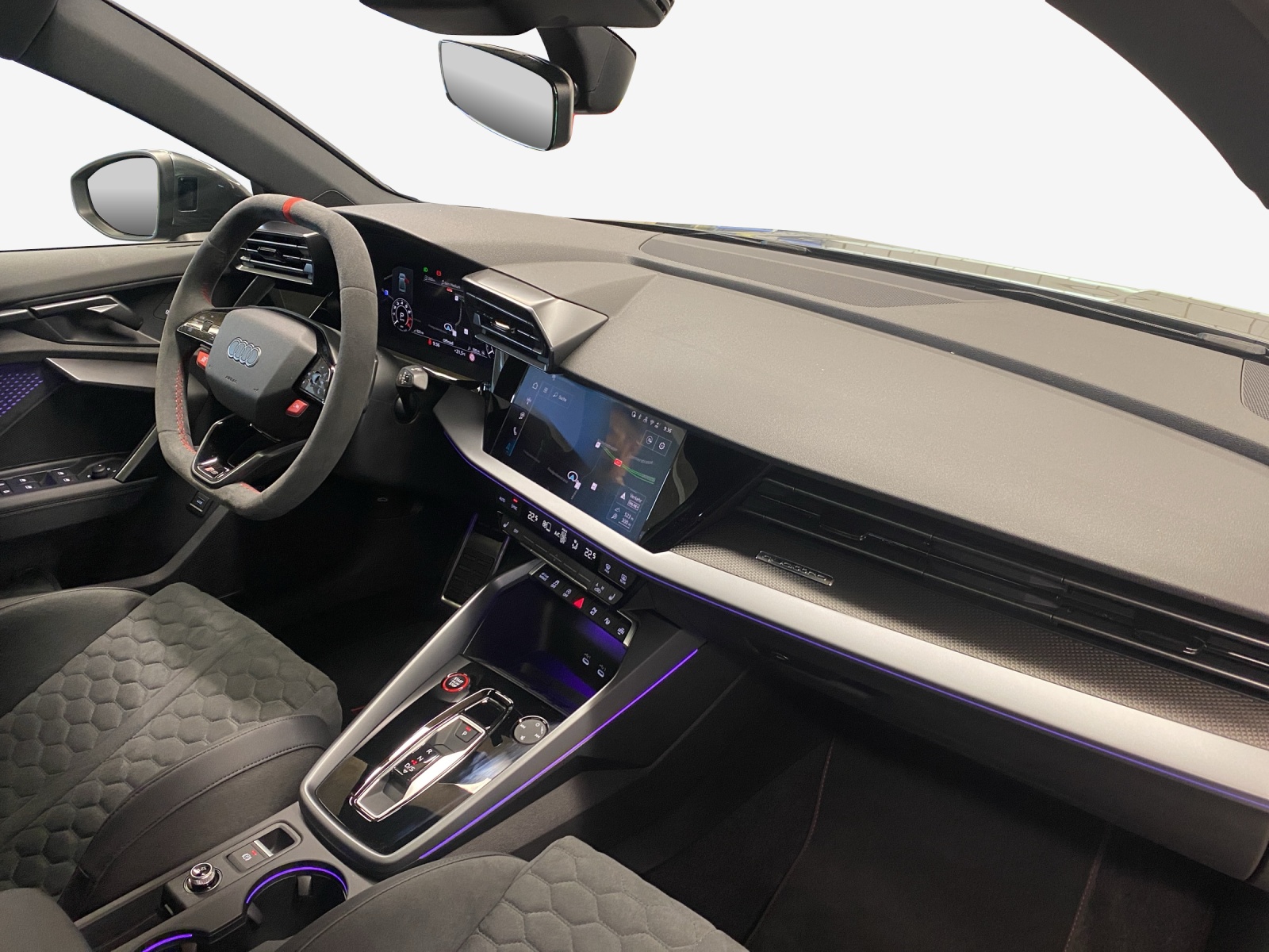 AUDI RS3 Limousine 2.5 TSI quattro S-tronic-image-14