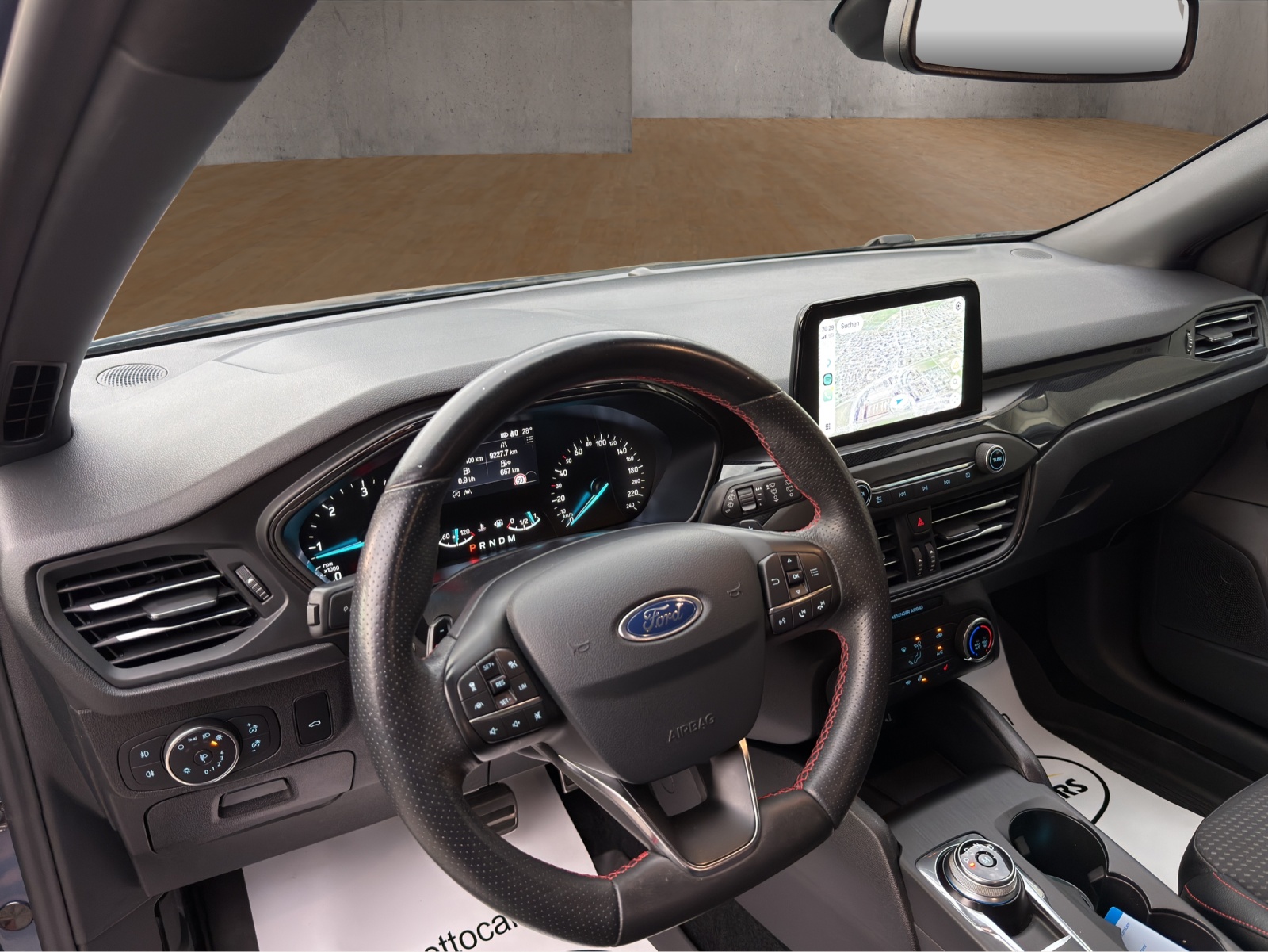 FORD Focus 1.5 TDCi ST Line Automatic-image-8