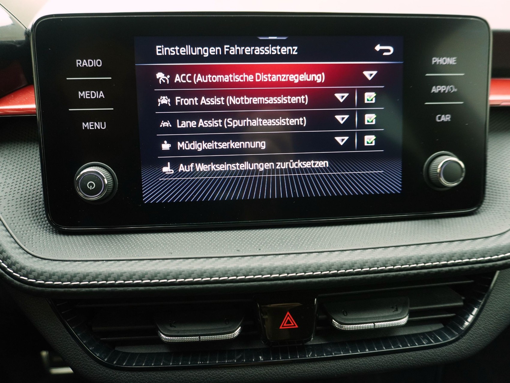 SKODA Fabia 1.5 TSI DSG Monte Carlo **KW Gewindefahrwerk**-image-17