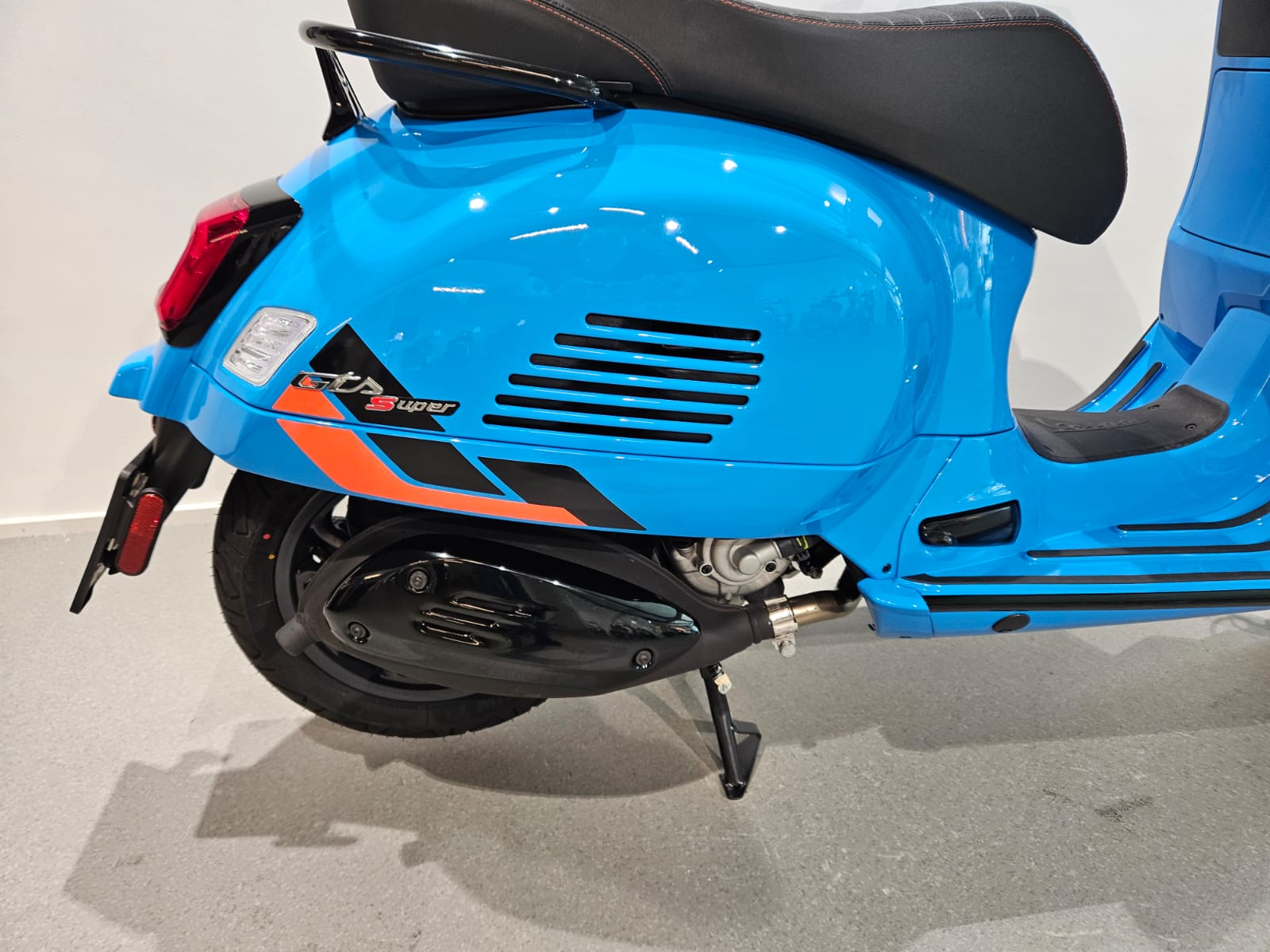 PIAGGIO Vespa GTS 310 Super Sport RST E5+-image-8