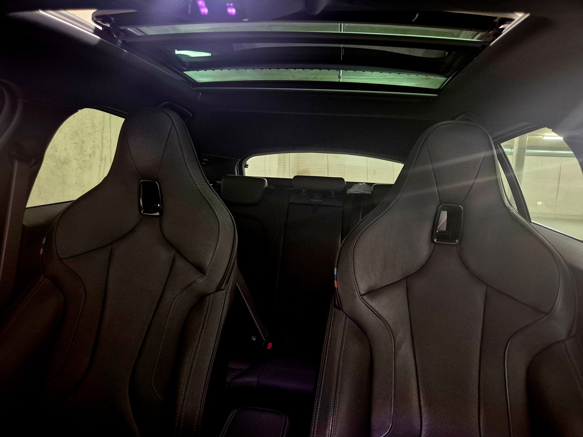 BMW M135i xDrive Steptronic-image-13