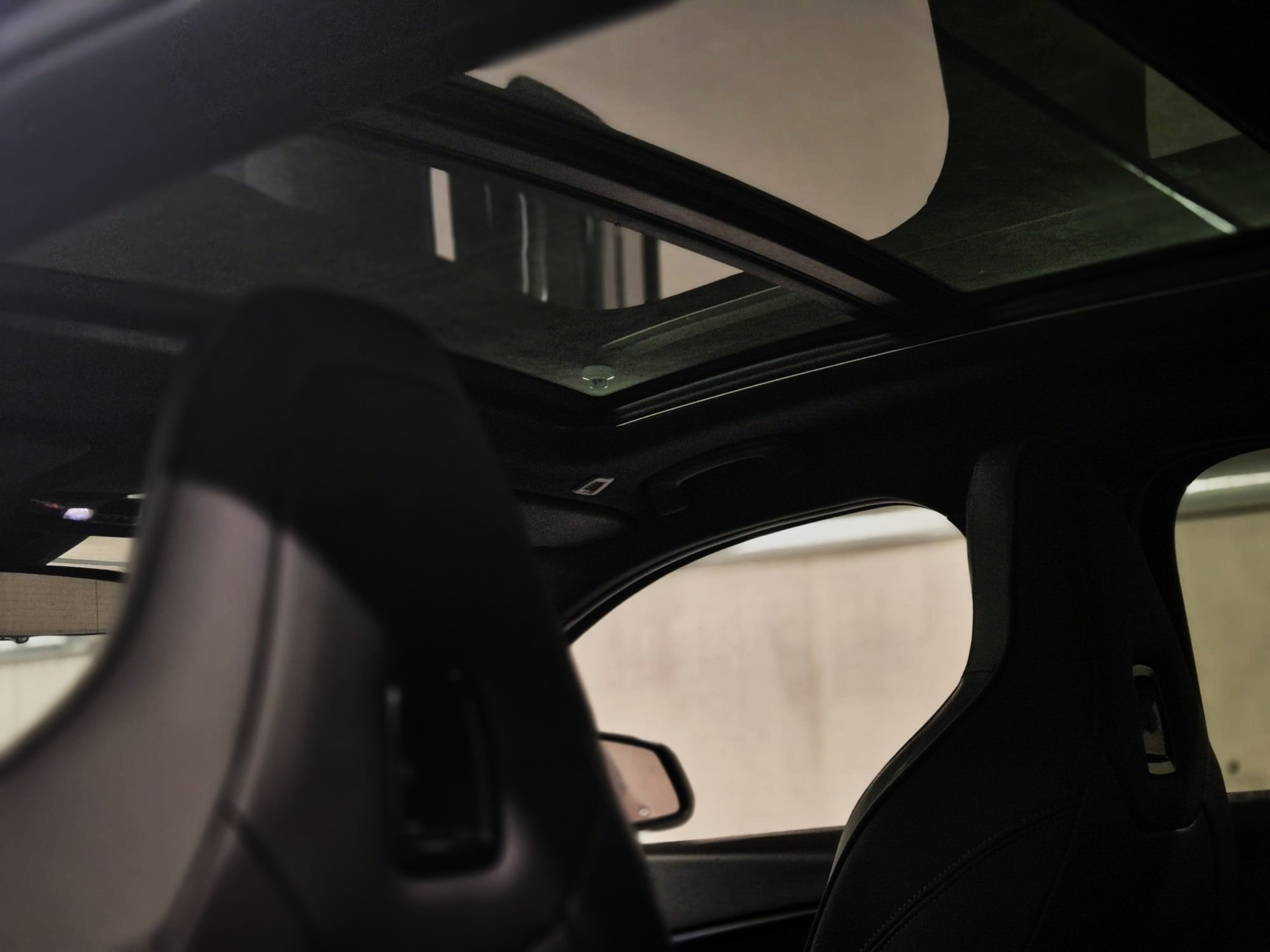 BMW M135i xDrive Steptronic-image-20