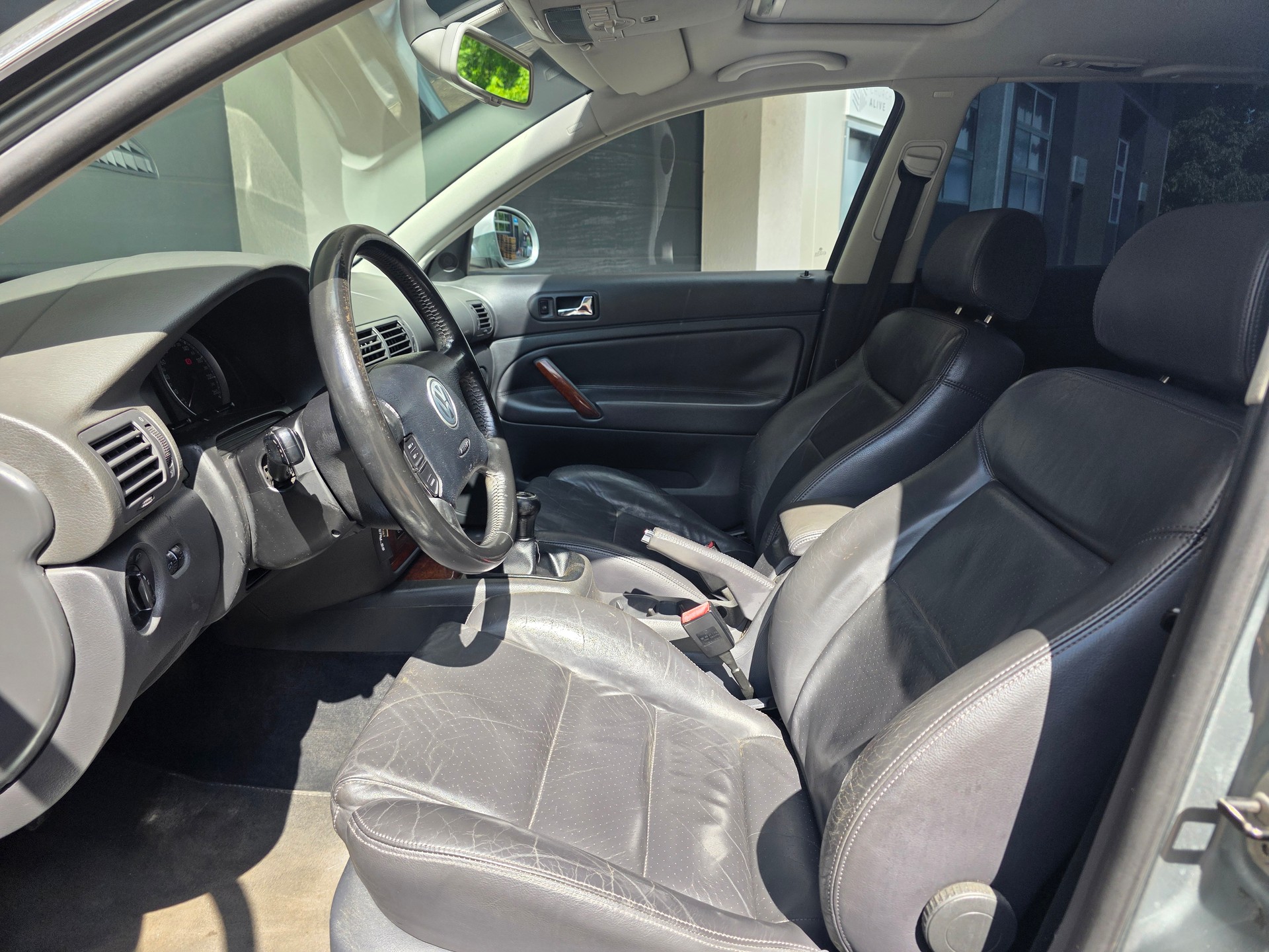 VW Passat Variant 2.0 TDI Highline-image-10