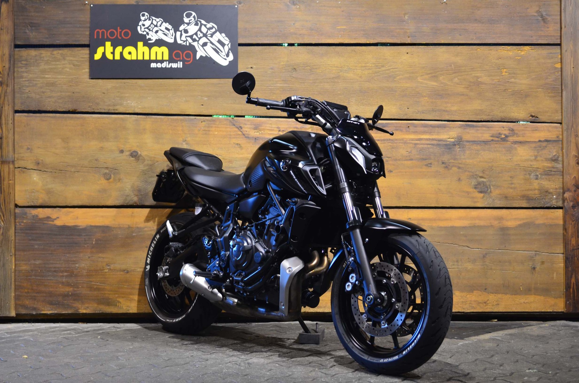 YAMAHA MT-07 ABS