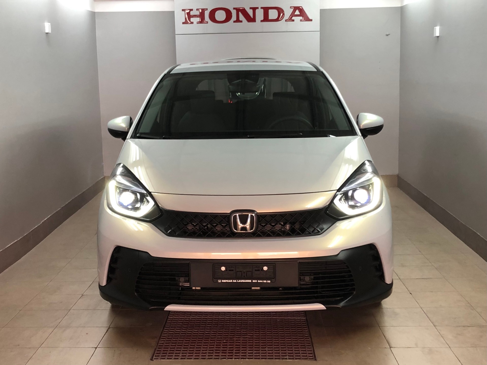 HONDA Jazz 1.5i-MMD Advance E-CVT-image-0