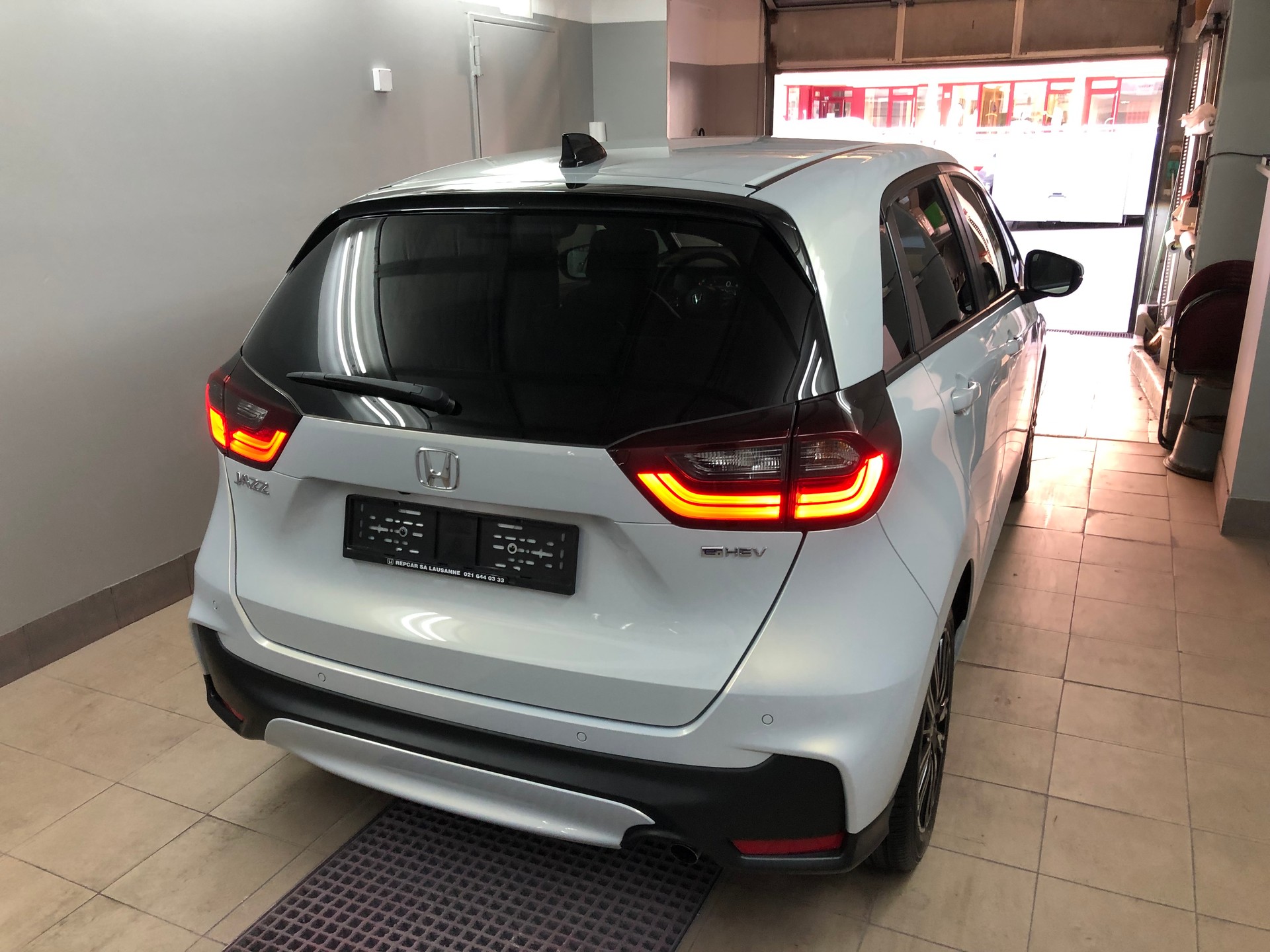 HONDA Jazz 1.5i-MMD Advance E-CVT-image-4