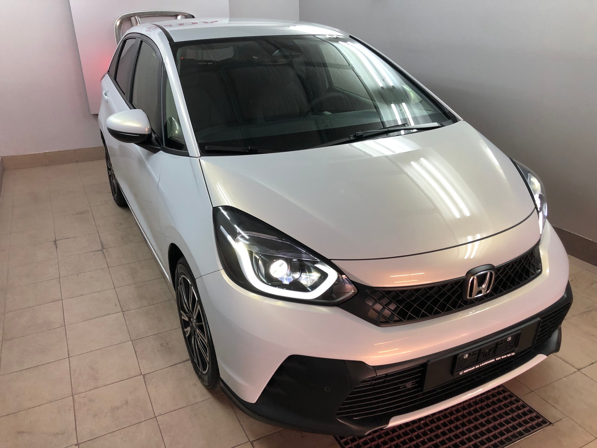 HONDA Jazz 1.5i-MMD Advance E-CVT-image-2
