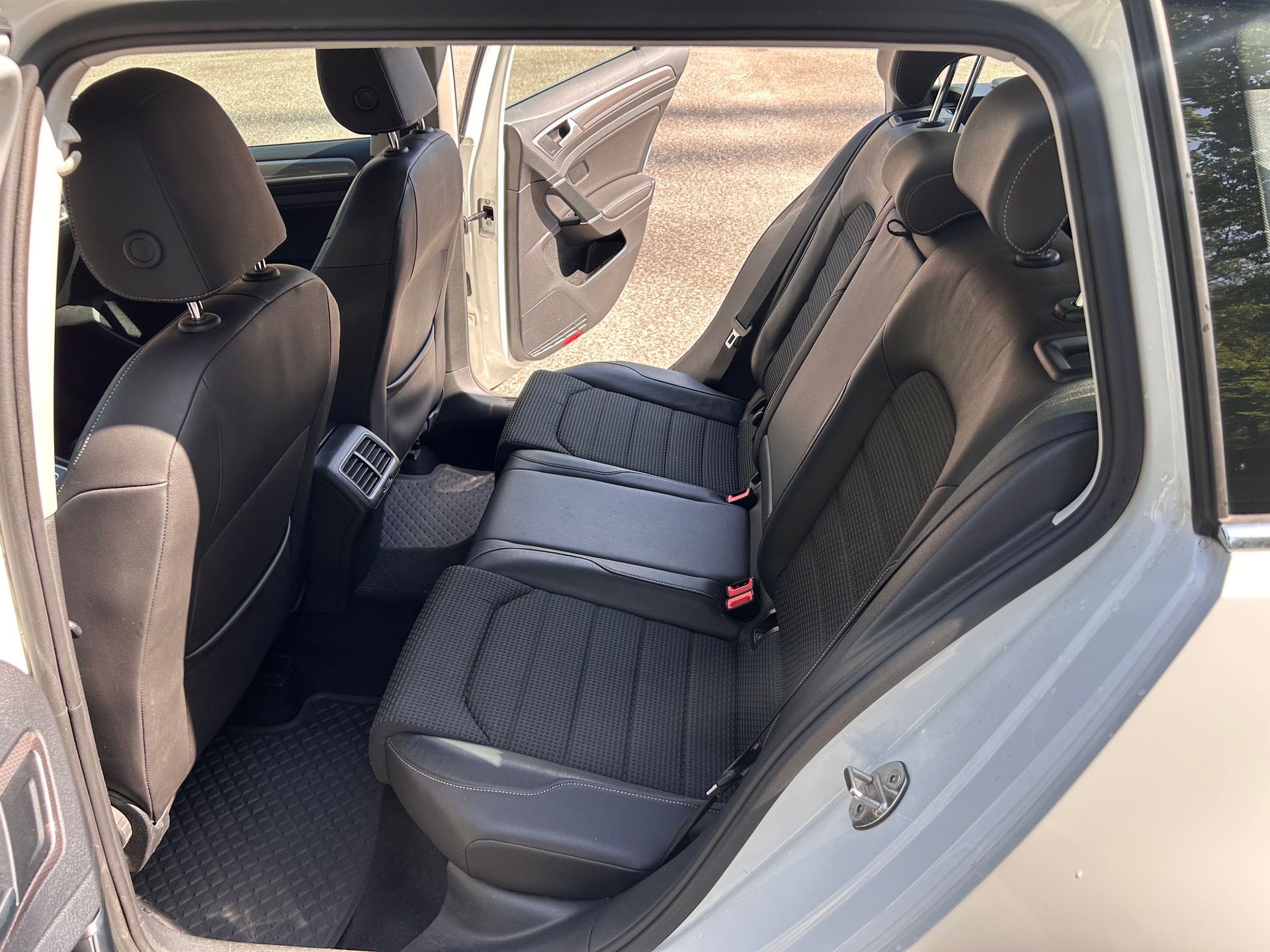 VW 1.8 TSI DSG 4motion-image-4