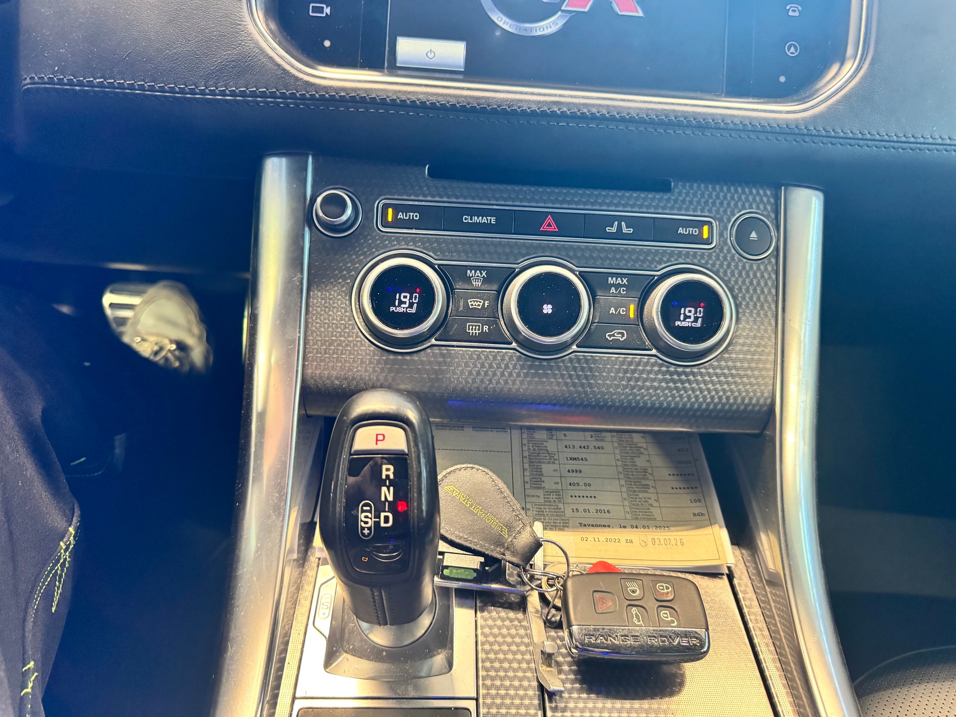 LAND ROVER 5.0 V8 SC SVR-image-2