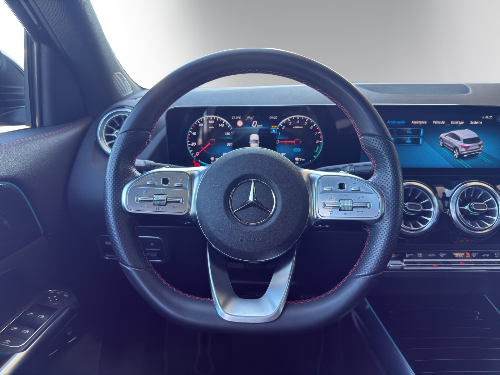 Image MERCEDES-BENZ GLA-250 GLA 250e AMG Line 8G-DCT